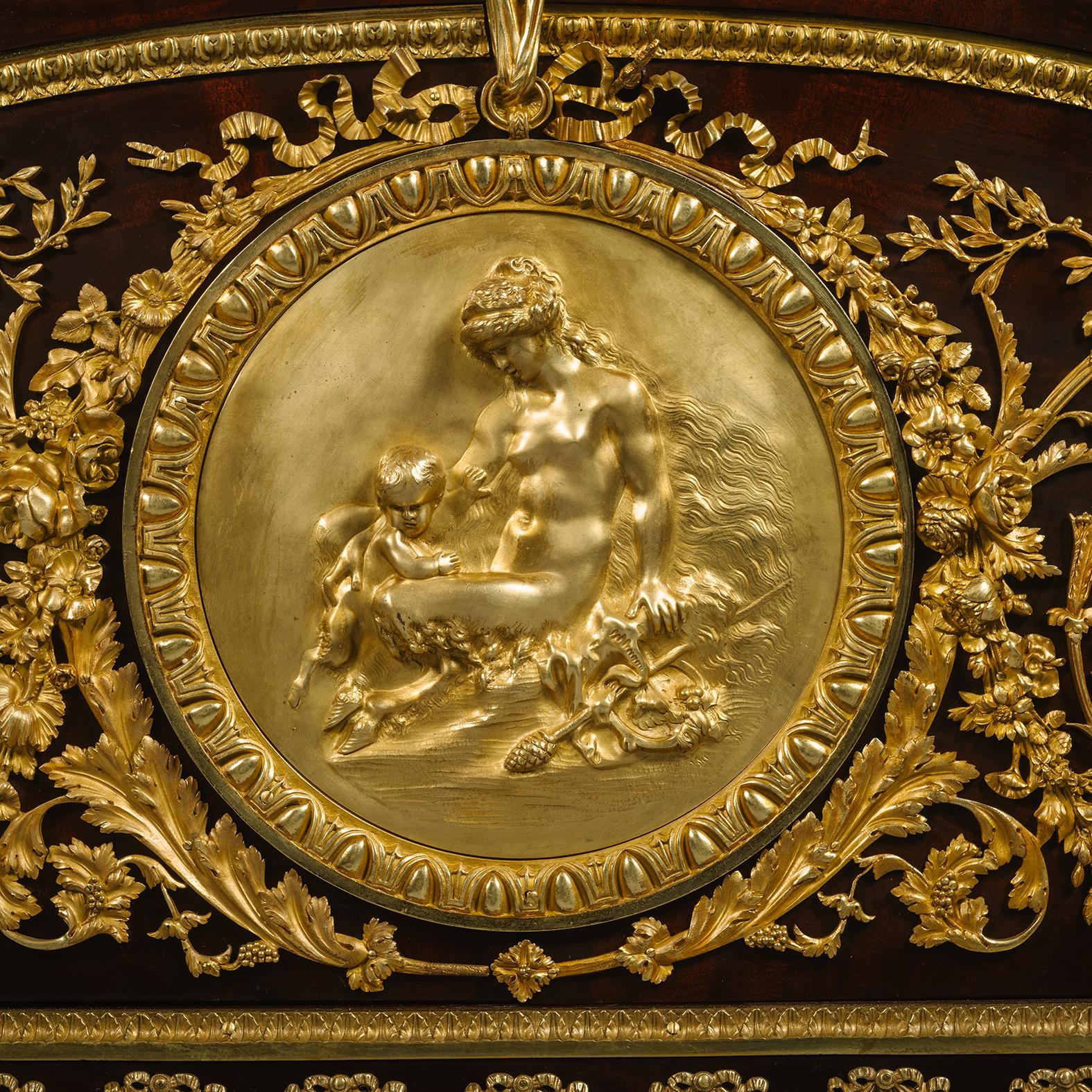 Kommode im Louis-XVI-Stil, nach dem Modell von Joseph und Guillaume Benneman im Zustand „Gut“ im Angebot in Brighton, West Sussex