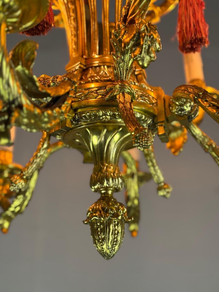 Italiano Lampadario Corbeille in stile Luigi XVI in bronzo dorato CIRCA 1880 in vendita