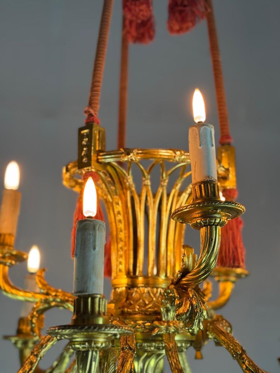 XX secolo Lampadario Corbeille in stile Luigi XVI in bronzo dorato CIRCA 1880 in vendita