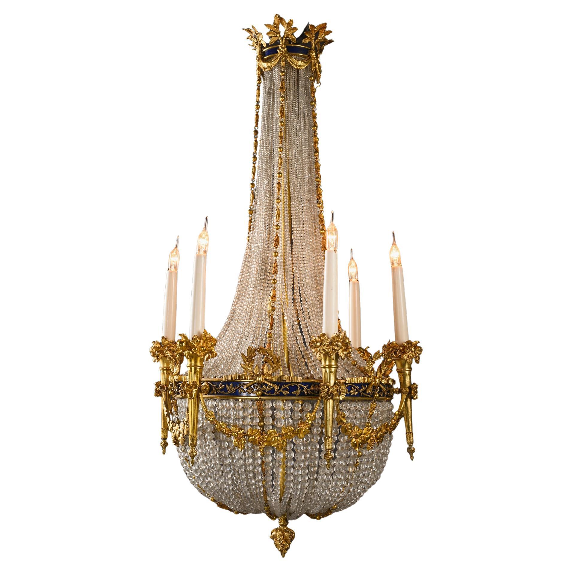 Lampadario a tenda e cornice in cristallo in stile Luigi XVI