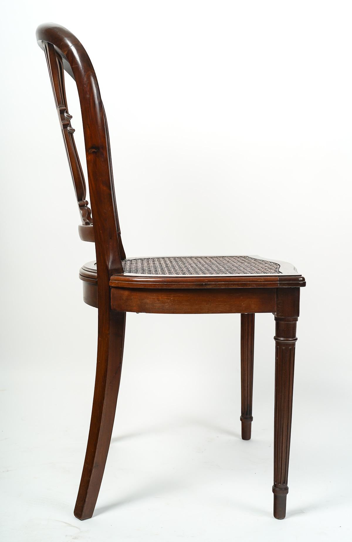 Chaise de bureau de style Louis XVI. en vente 4