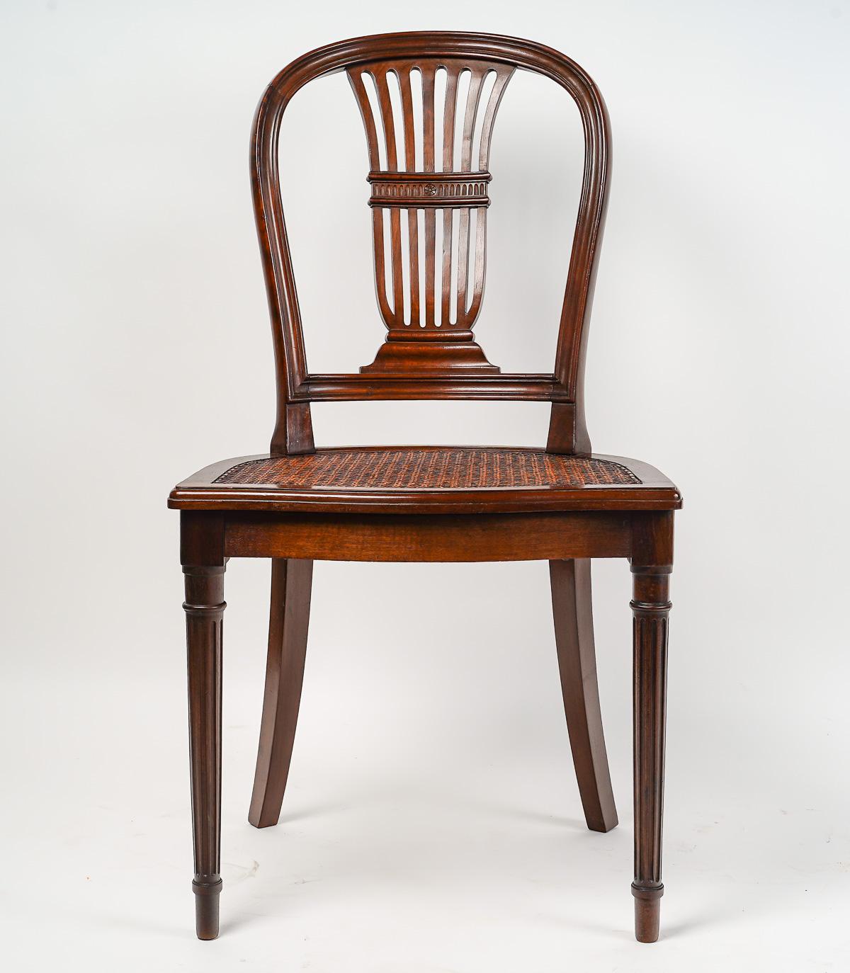 Louis XVI style desk chair. In Good Condition For Sale In Saint-Ouen, FR