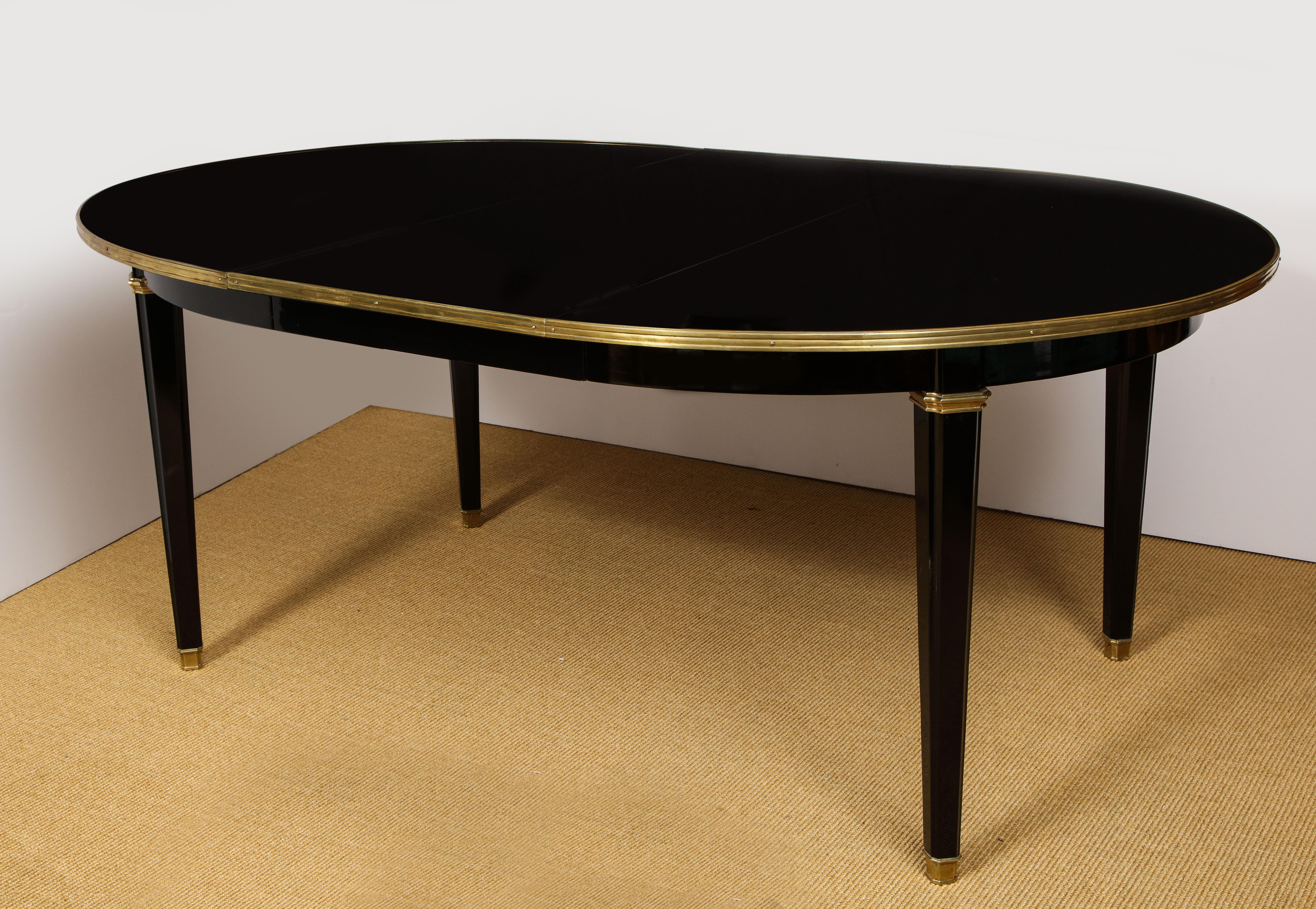 Louis XVI Style Dining Table by Maison Jansen In Excellent Condition In New York, NY