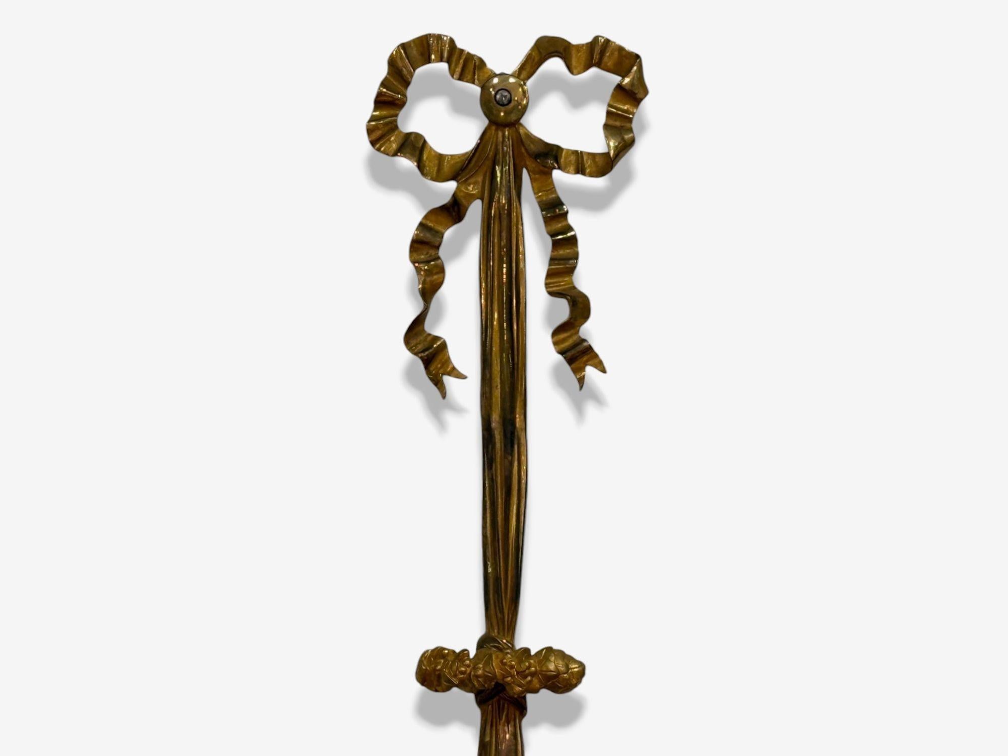 XIXe siècle Appliques murales monumentales en bronze doré de style Louis XVI, France, C.I.C. en vente