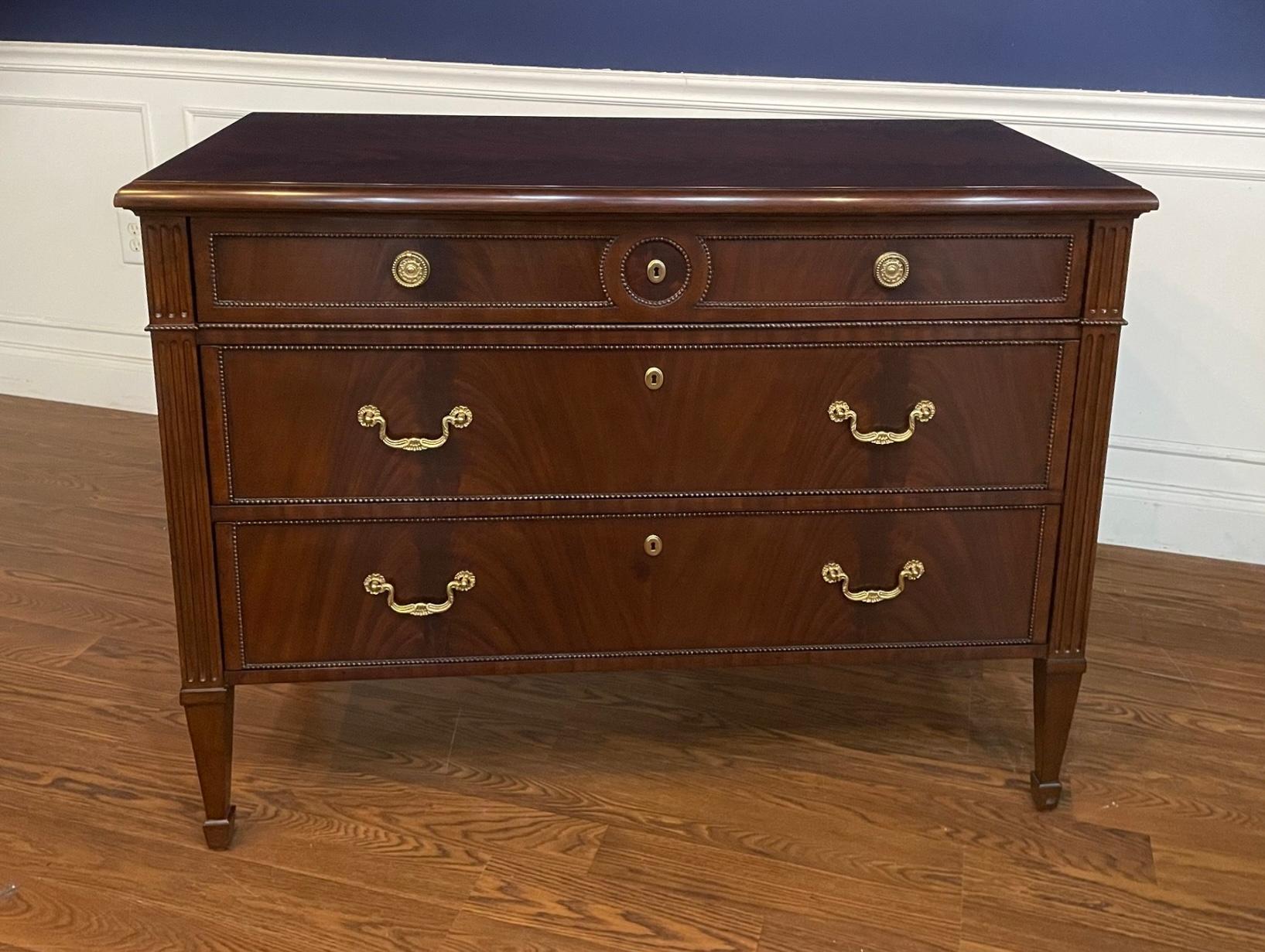 Louis XVI Style Drawer Chest For Sale 3