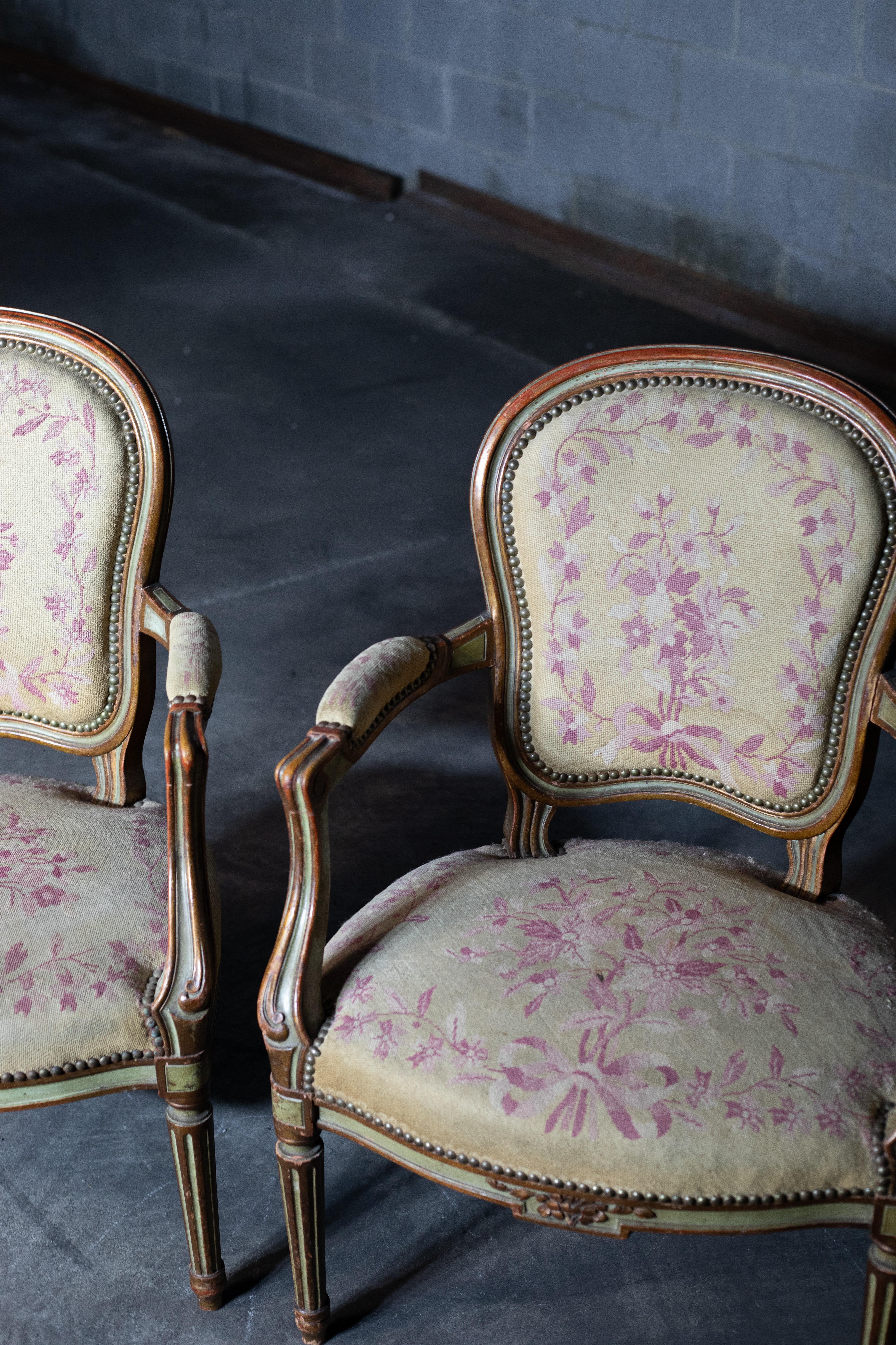 Chaises Fauteuil de style Louis XVI (ensemble de 2) en vente 1