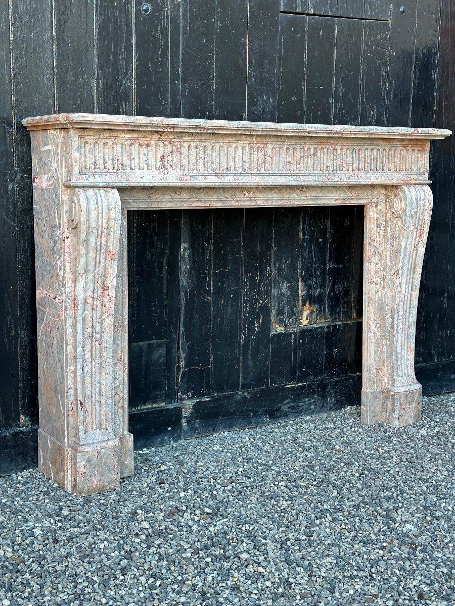 Louis XVI Style Fireplace In Marble Bois Jourdan Circa 1880 In Excellent Condition In Honnelles, WHT