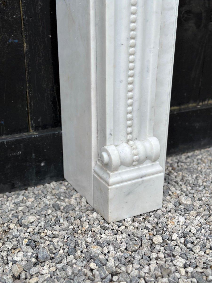 Louis XVI Style Fireplace In White Carrara Marble, Circa 1980 For Sale 1