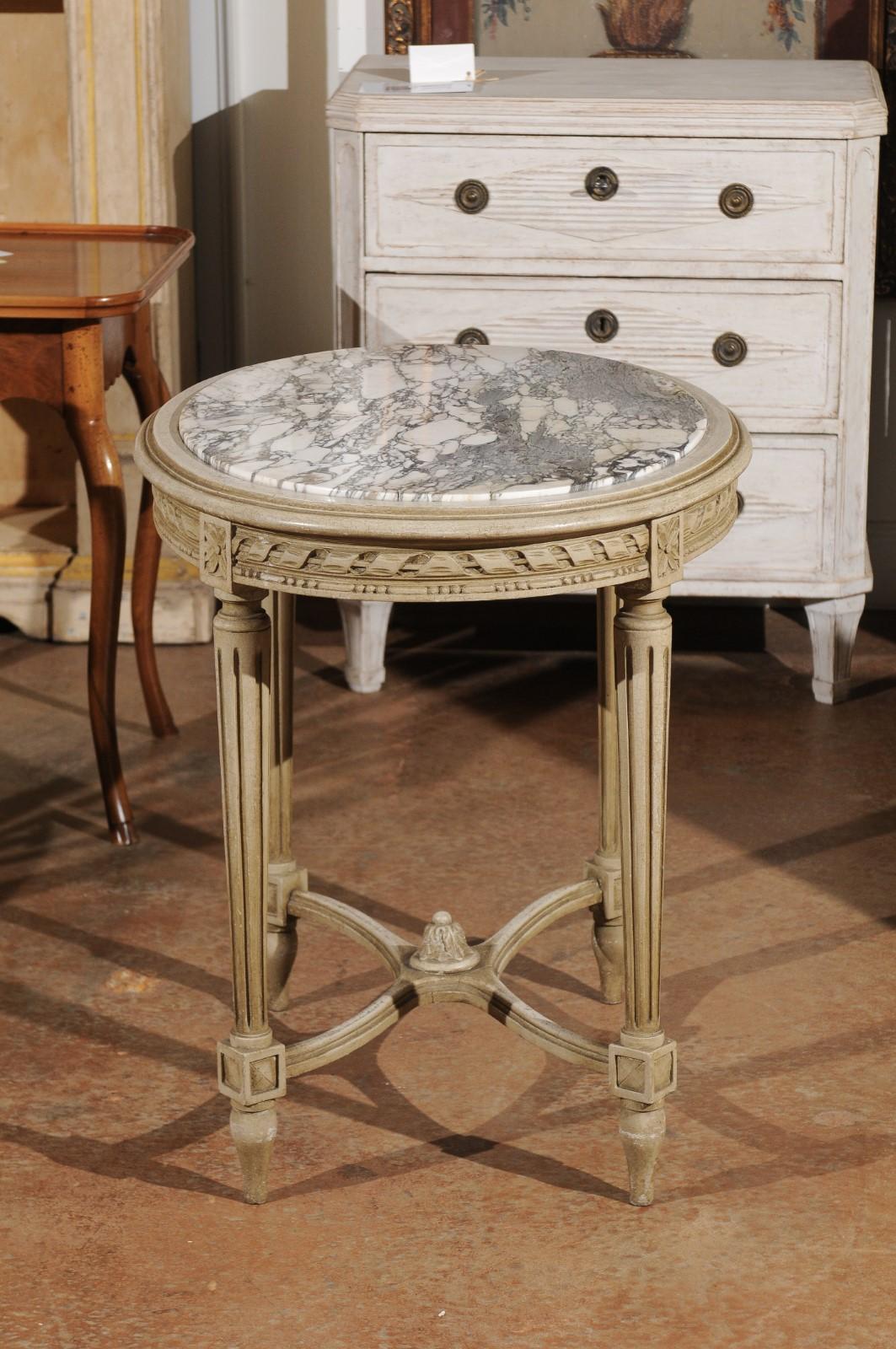 Louis XVI Style French Accent Table with White Veined Oval Marble Top, 1890s 4