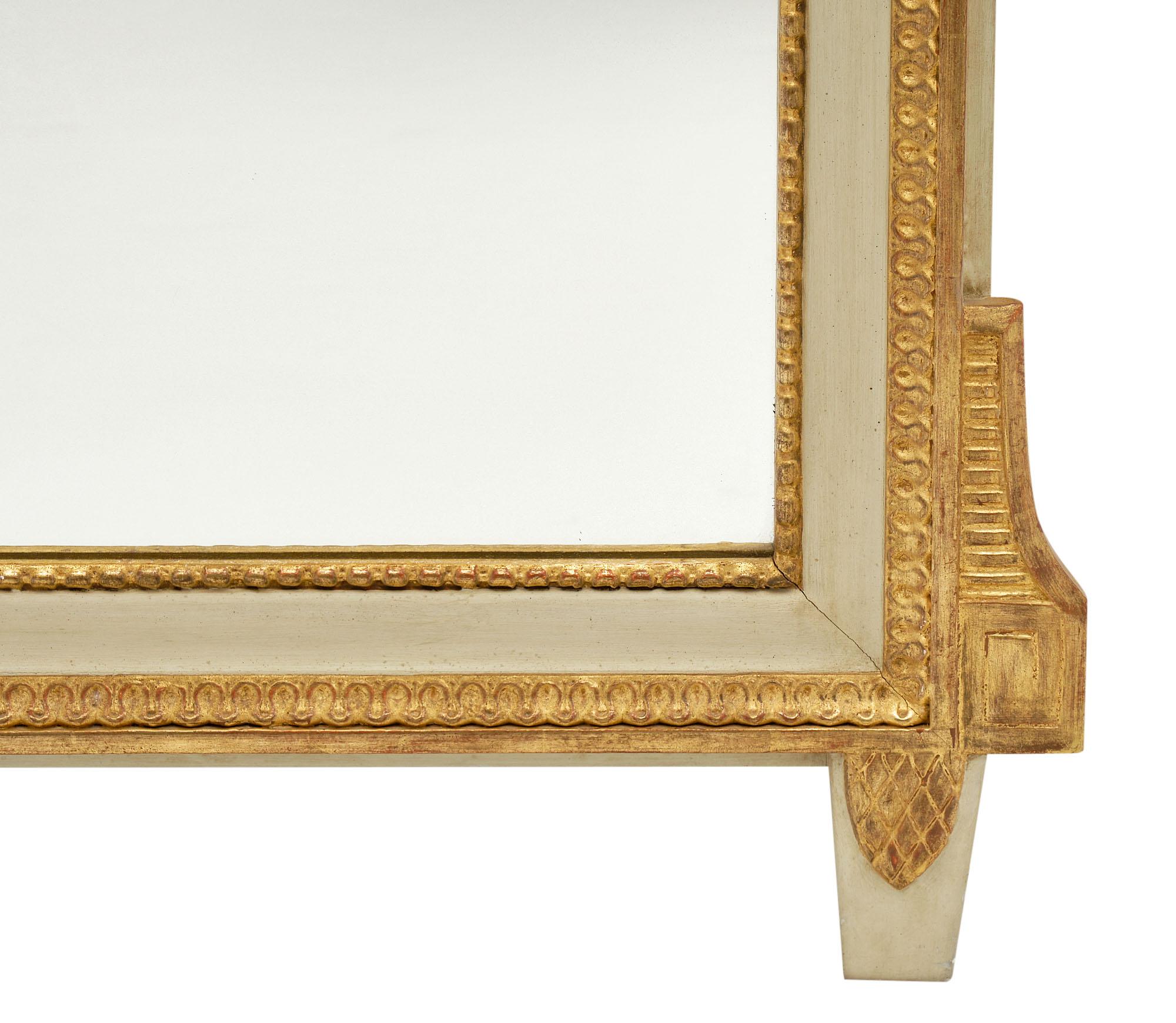 Miroir ancien français de style Louis XVI Bon état - En vente à Austin, TX