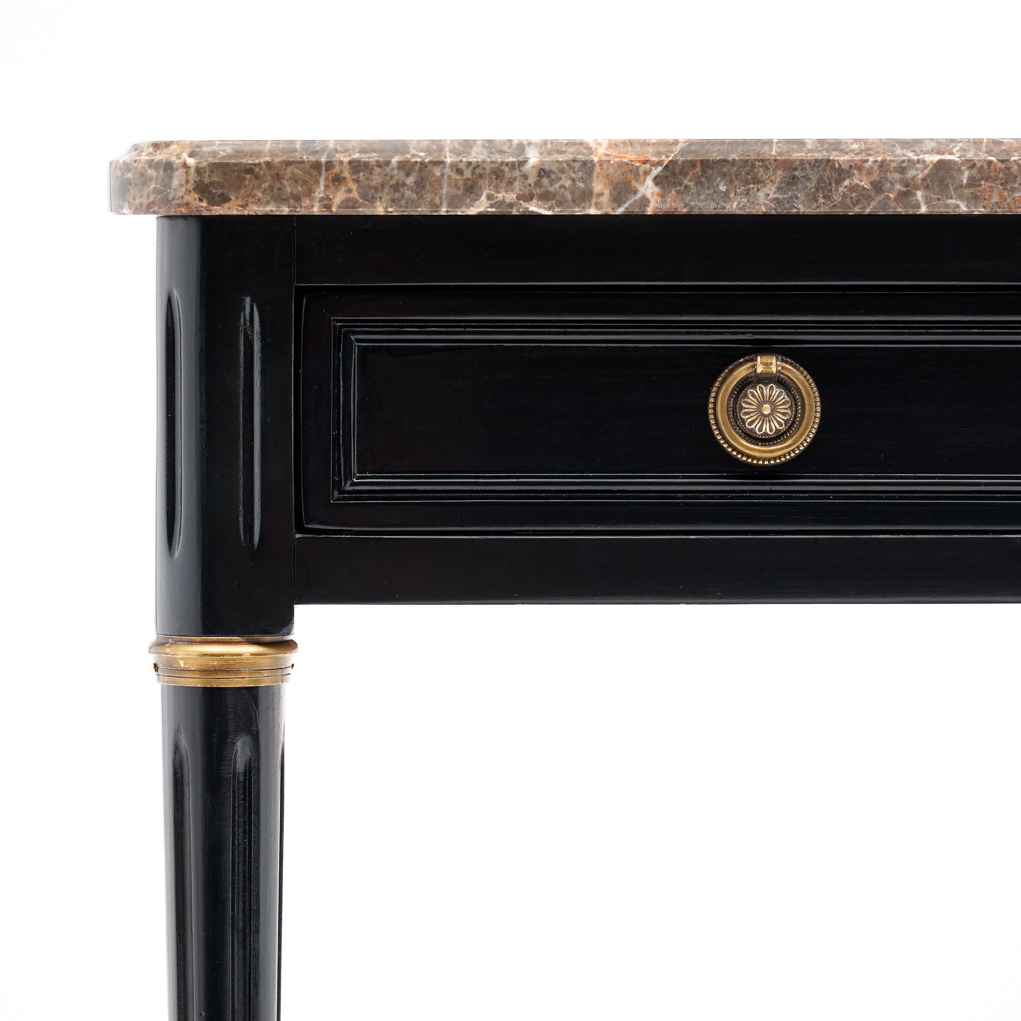 Fin du XIXe siècle Table console française de style Louis XVI en vente