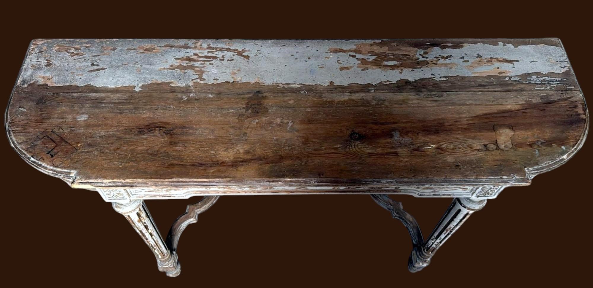 Walnut Louis XVI-Style French Console Table In White Lacquer For Sale