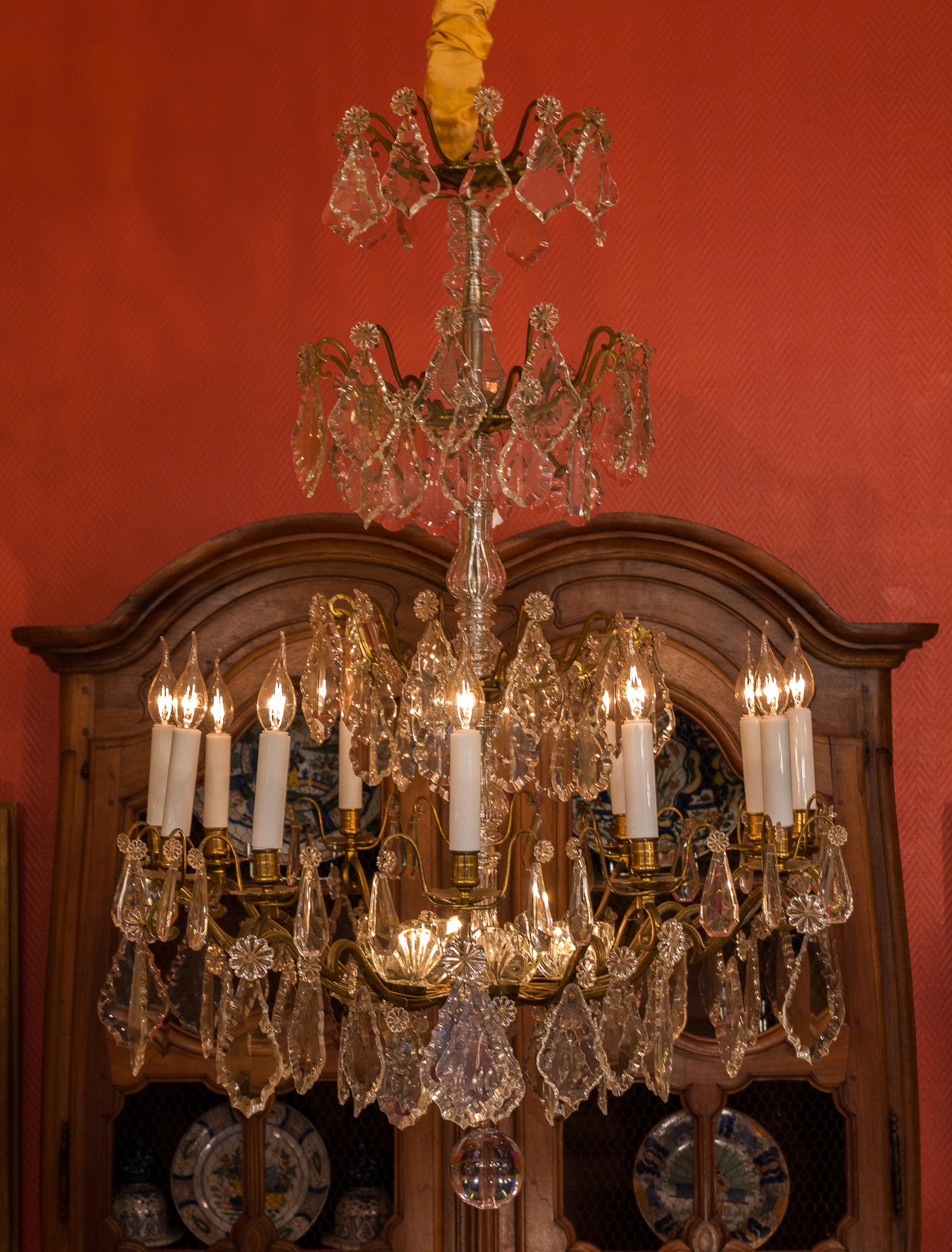 Gilt Louis XVI Style French Mid-20th Century, Bronze & Crystal Chandelier, circa 1950