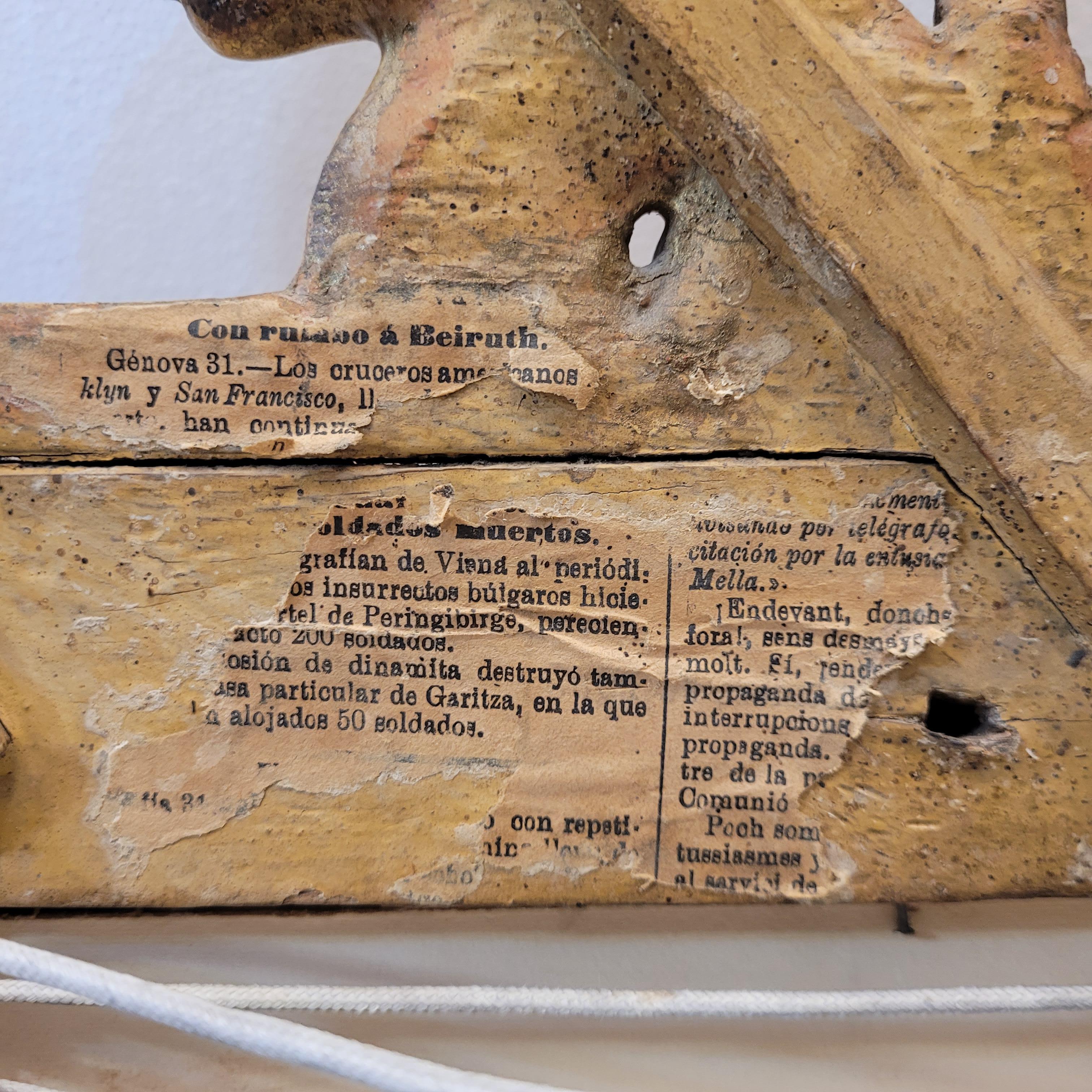 Specchio francese da parete in stile Luigi XVI  legno intagliato e dorato in vendita 8