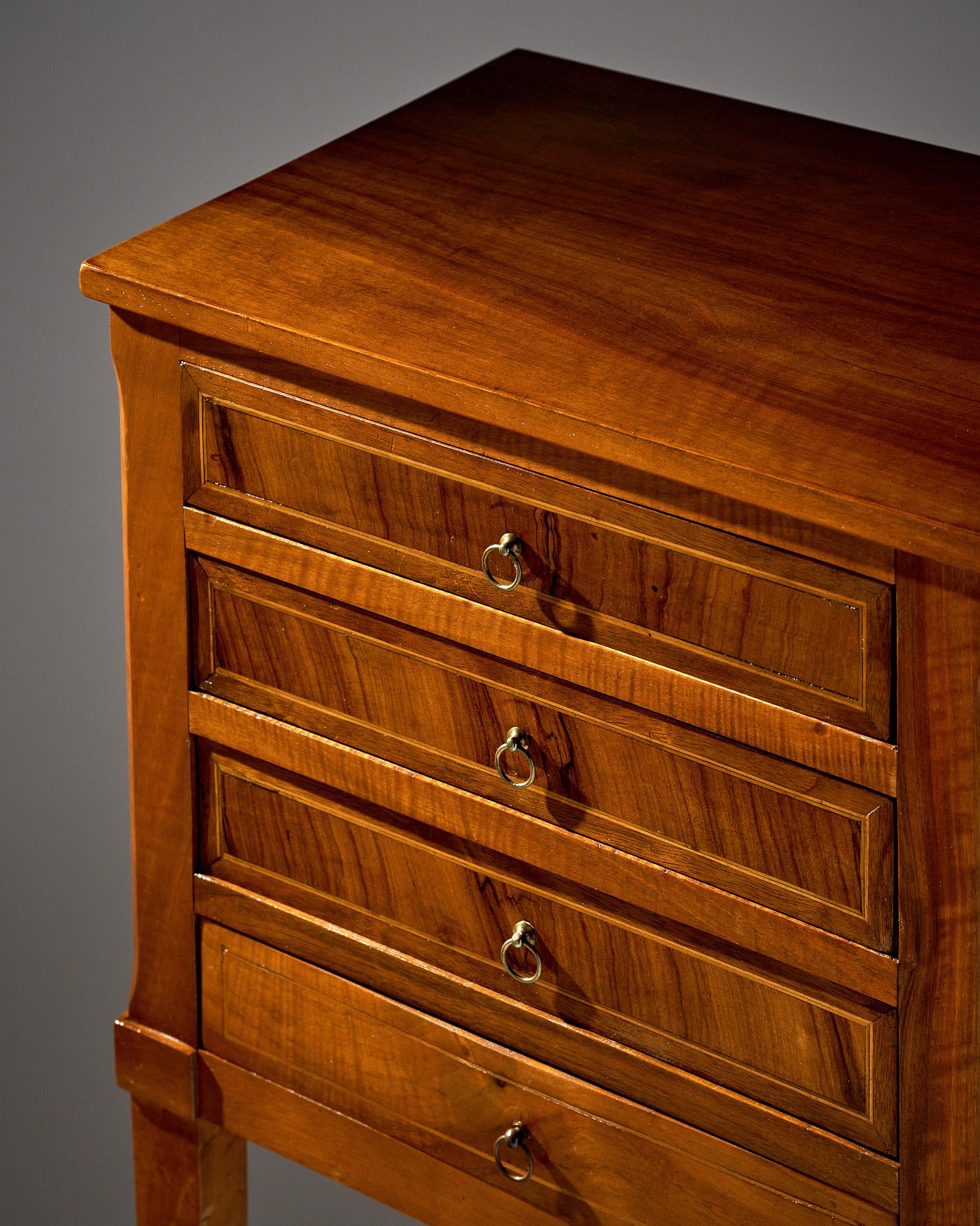 Table d'appoint française de style Louis XVI en vente 3