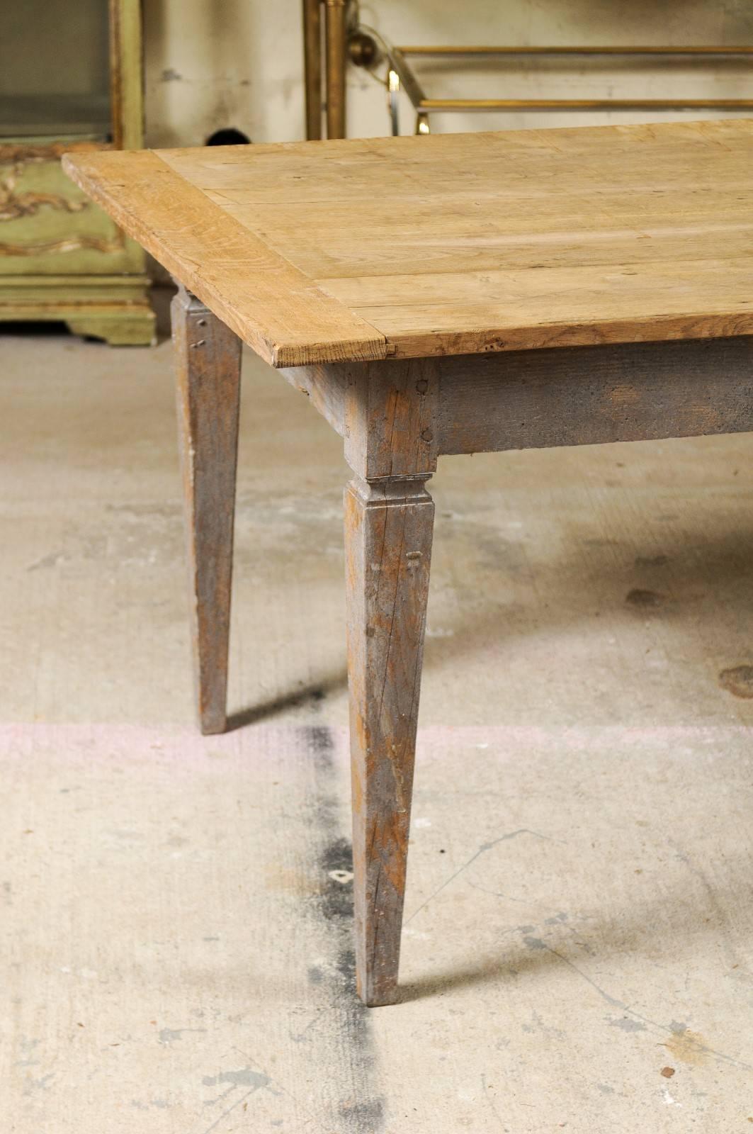Louis XVI Style French Stripped Oak Dining Table with Tapered Legs, circa 1890 4