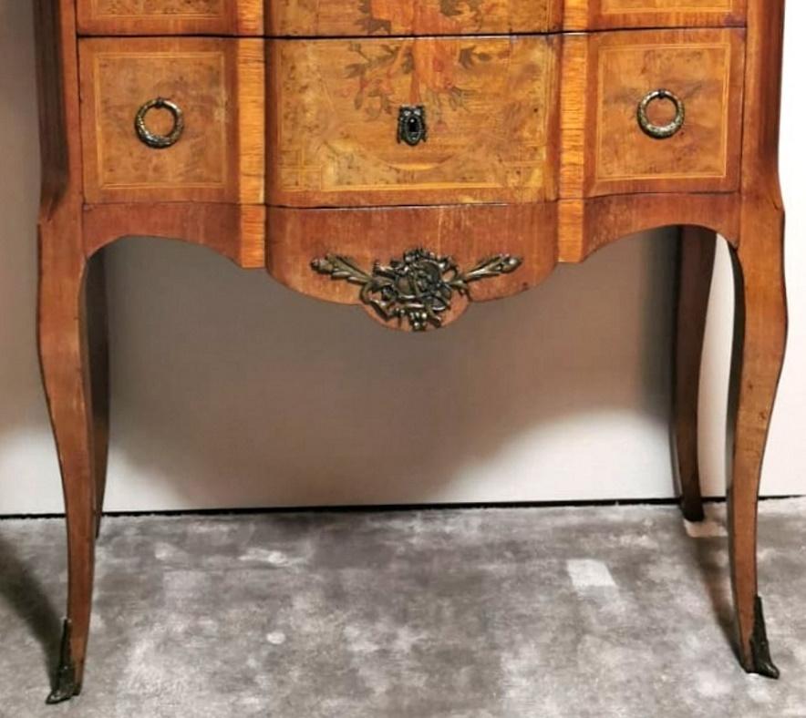 19th Century Louis XVI Style French Walnut Briarwood Chest of Drawers with Marble Top For Sale