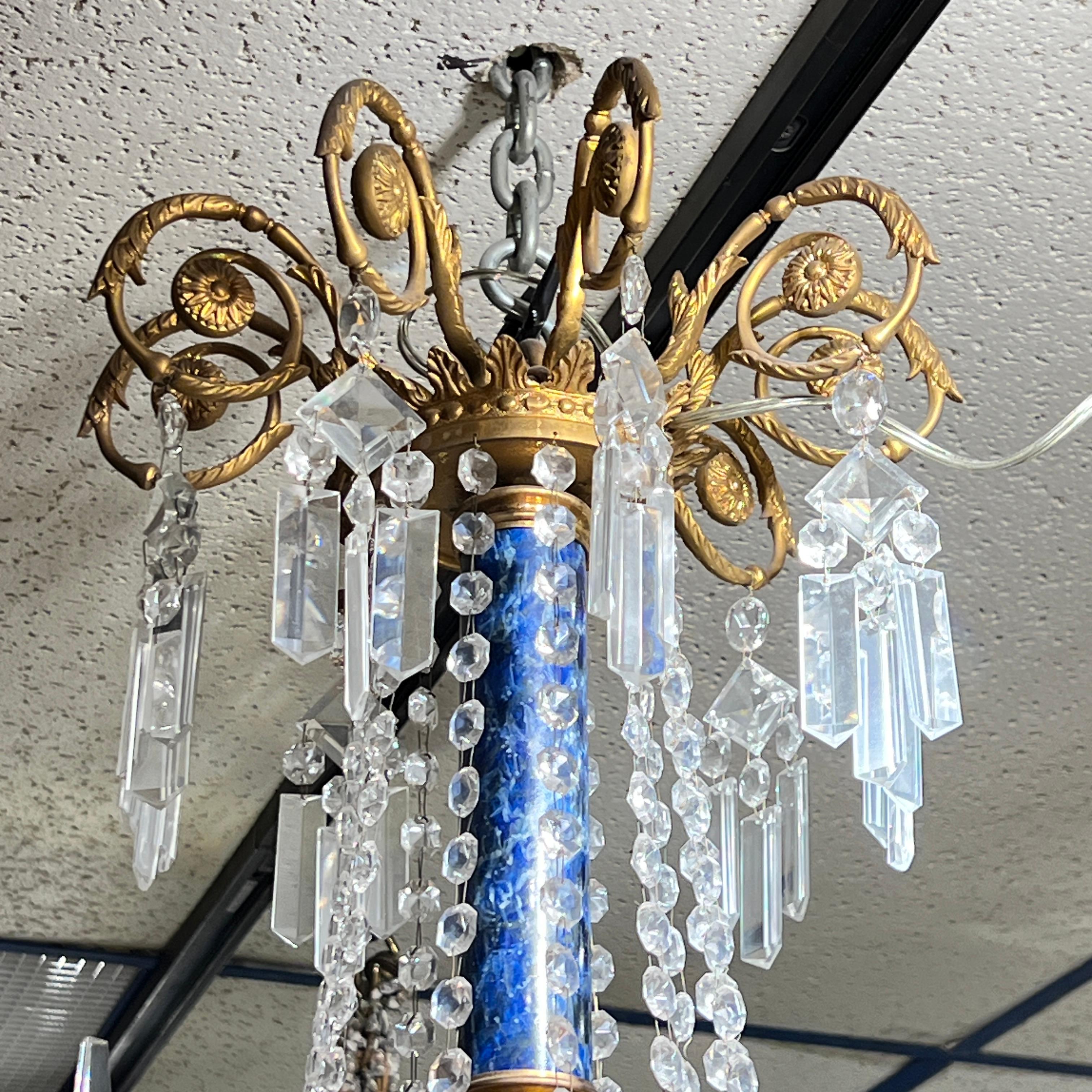 Lampadario a 12 luci in stile Impero Russo Baltico, bronzo dorato e finto lapis in vendita 5