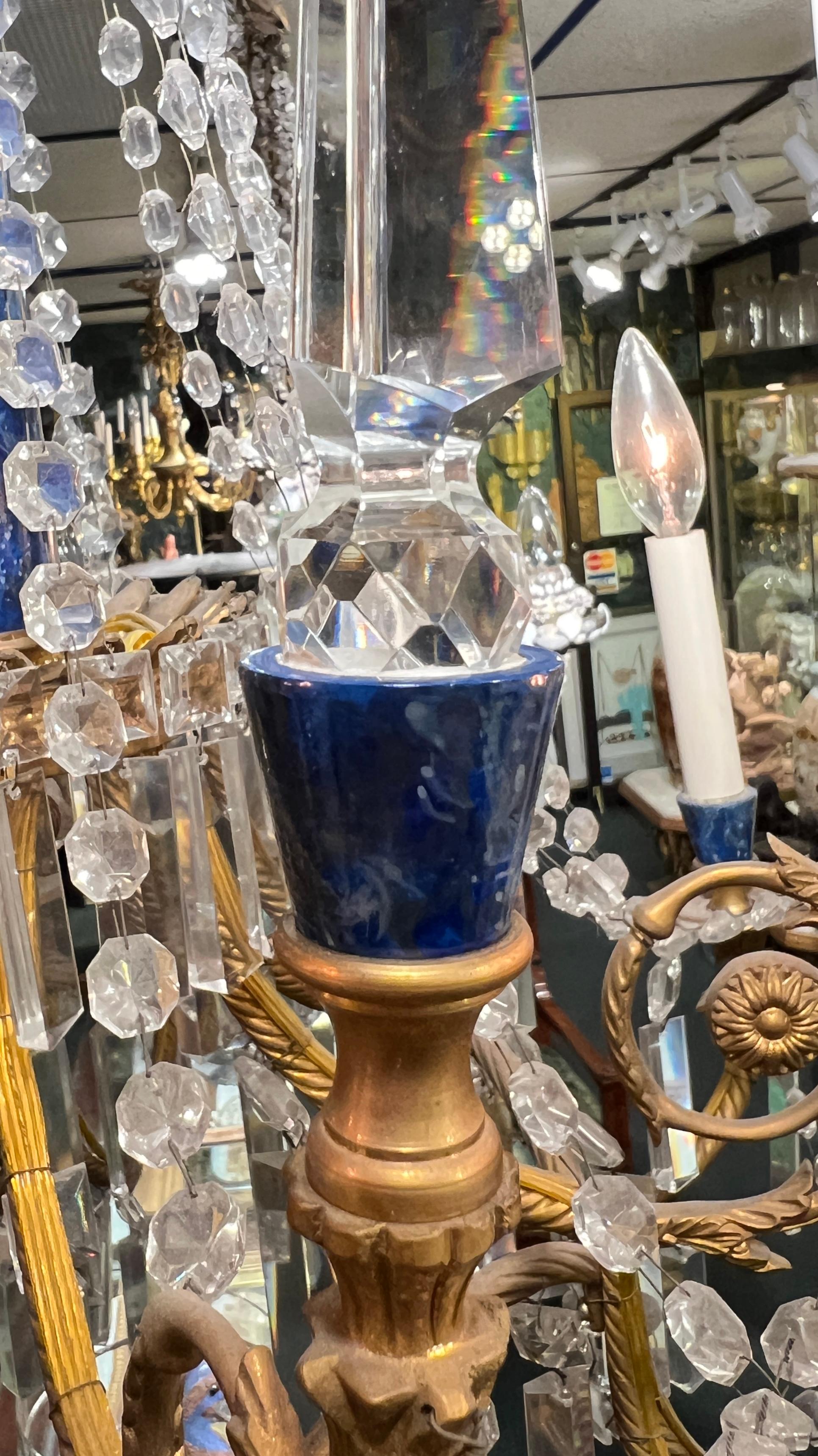 Lampadario a 12 luci in stile Impero Russo Baltico, bronzo dorato e finto lapis in vendita 3