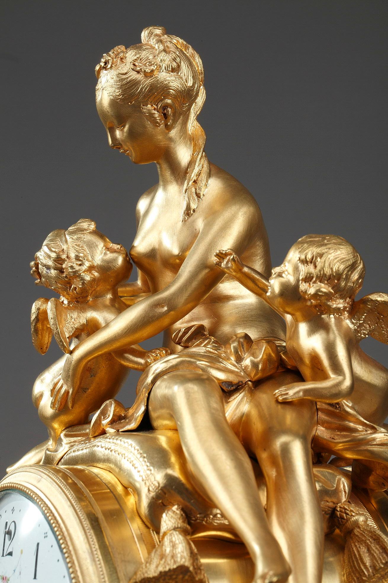 Louis XVI-Stil Uhr aus vergoldeter Bronze und weißem Marmor im Angebot 7