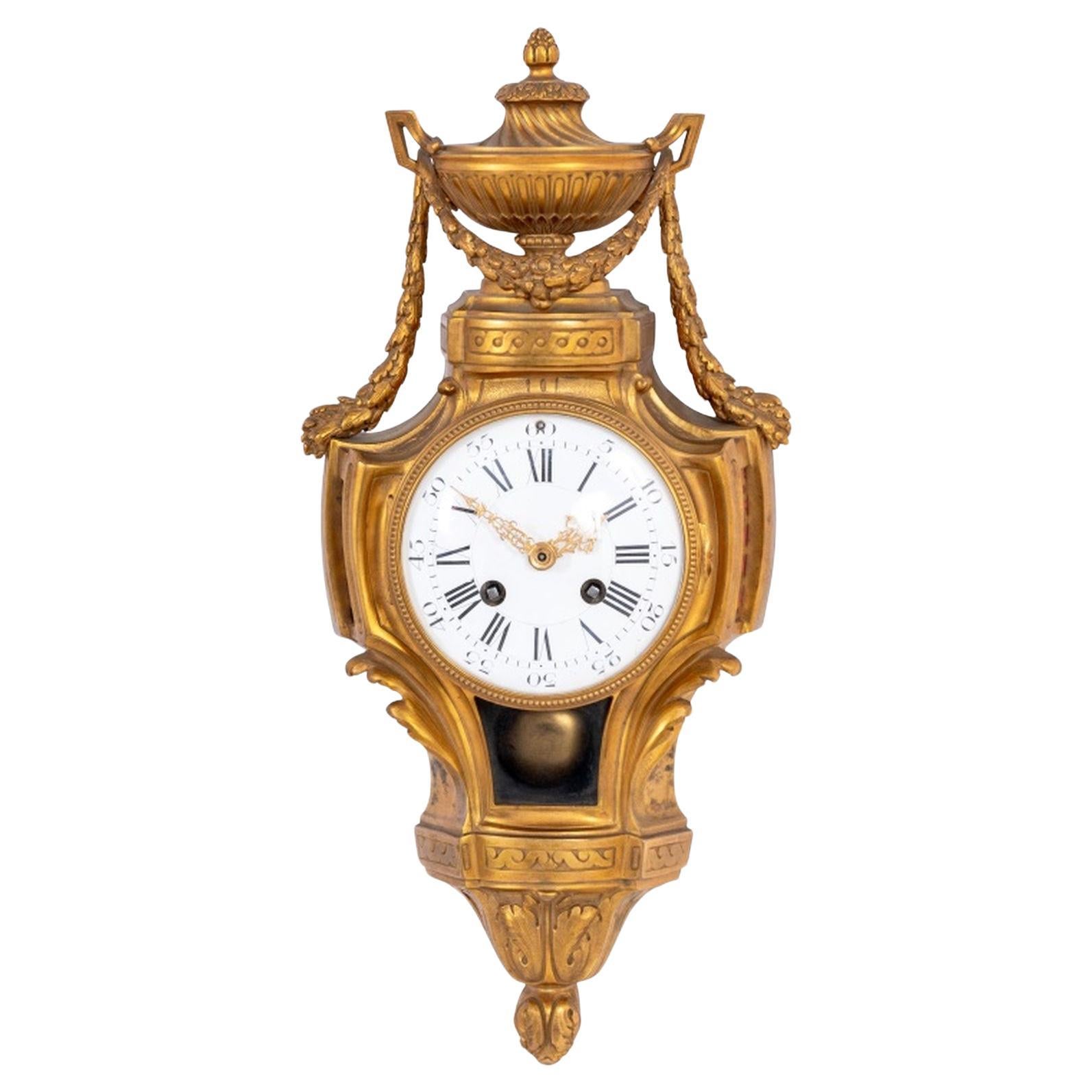 Orologio a cartello in bronzo dorato in stile Luigi XVI in vendita