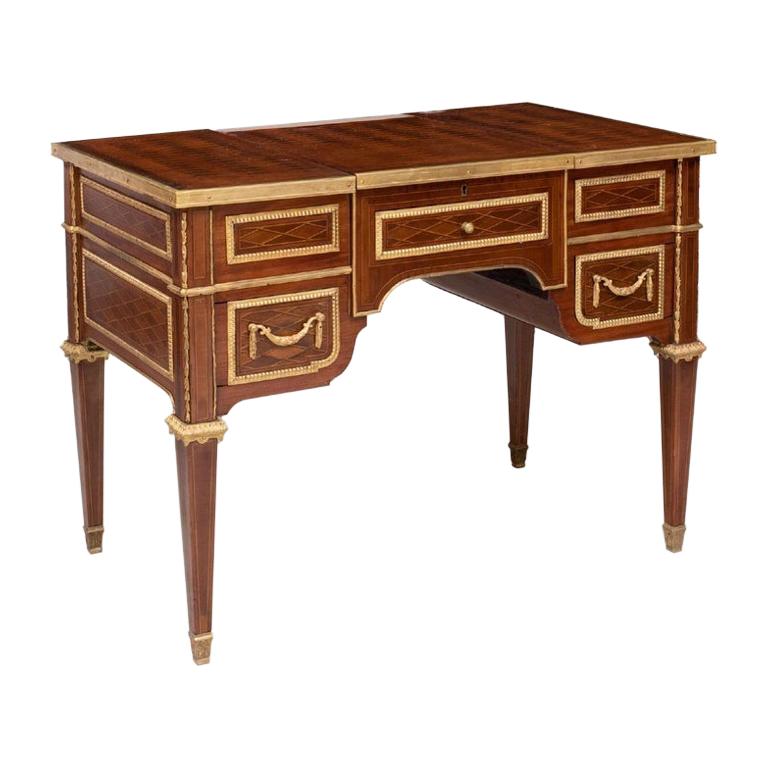 Design français, Louis XVI, petit bureau, vanité, marqueterie Brown, 1900s