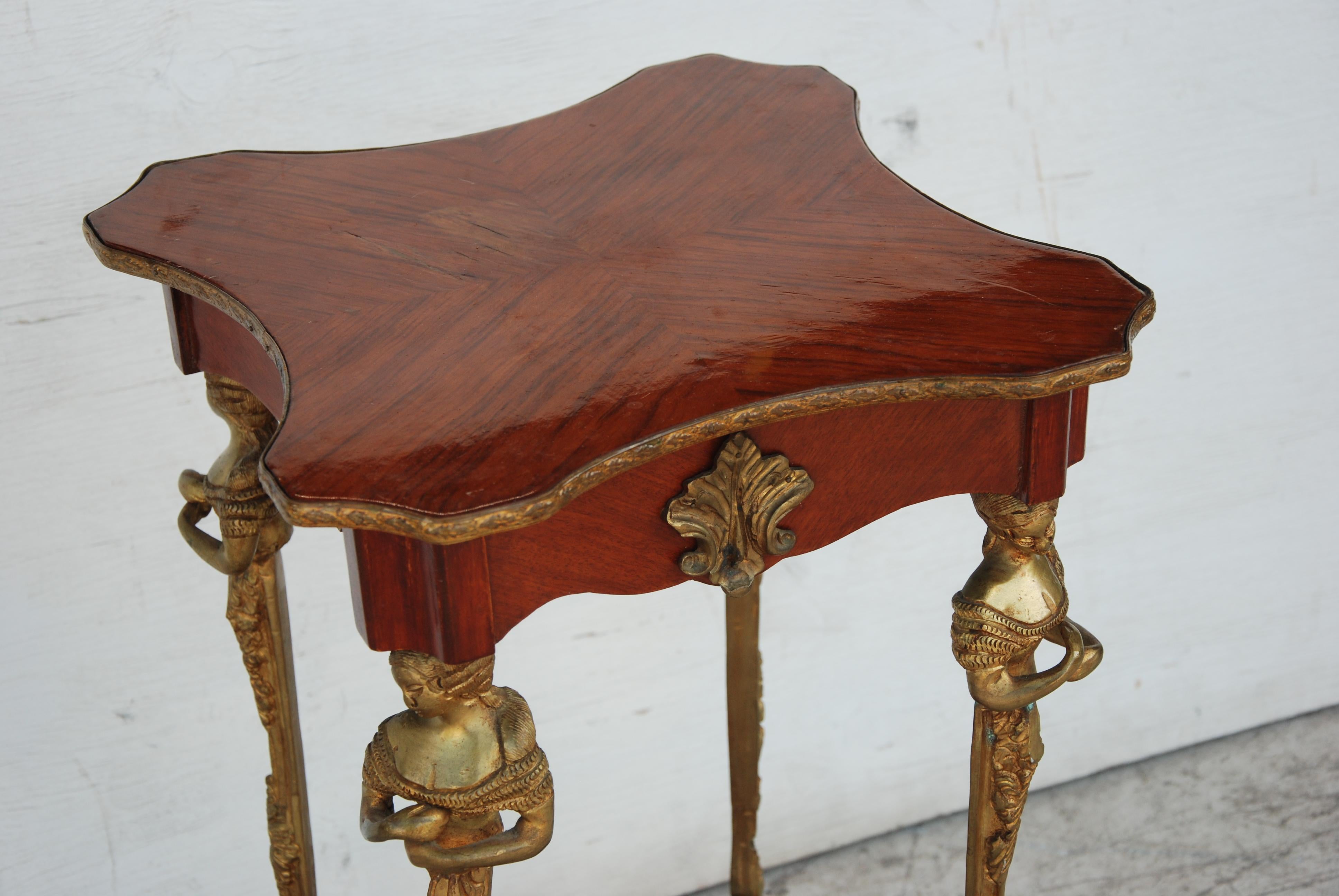 Européen Table Empire en bronze monté en vermeil en vente