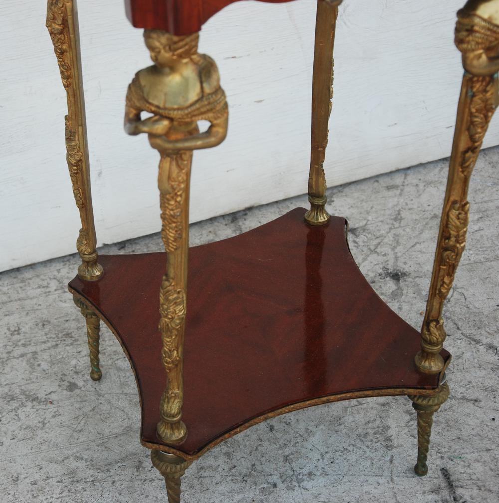 Table Empire montée sur bronze doré   Bon état - En vente à Pasadena, TX