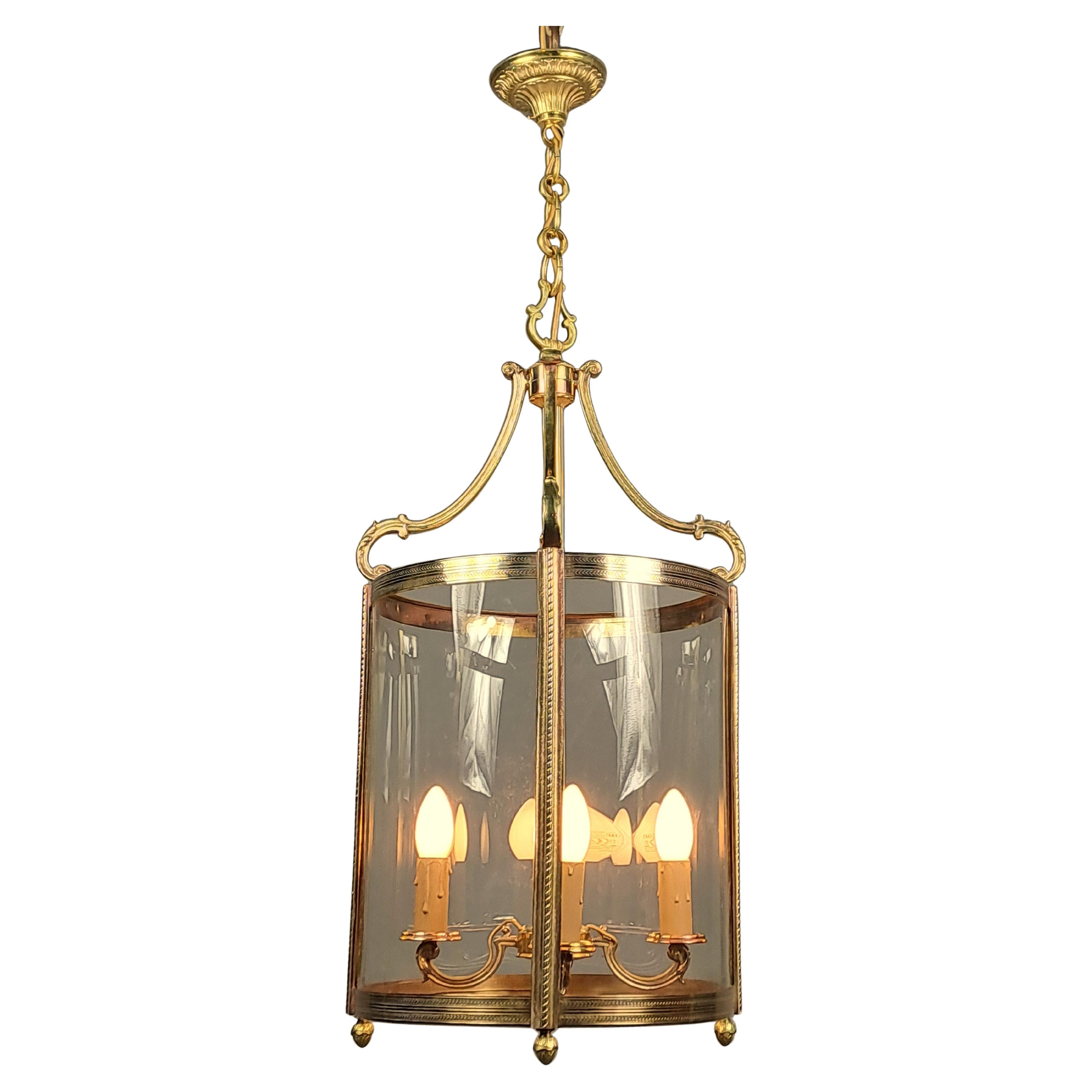 Lanterne de vestibule en bronze doré de style Louis XVI