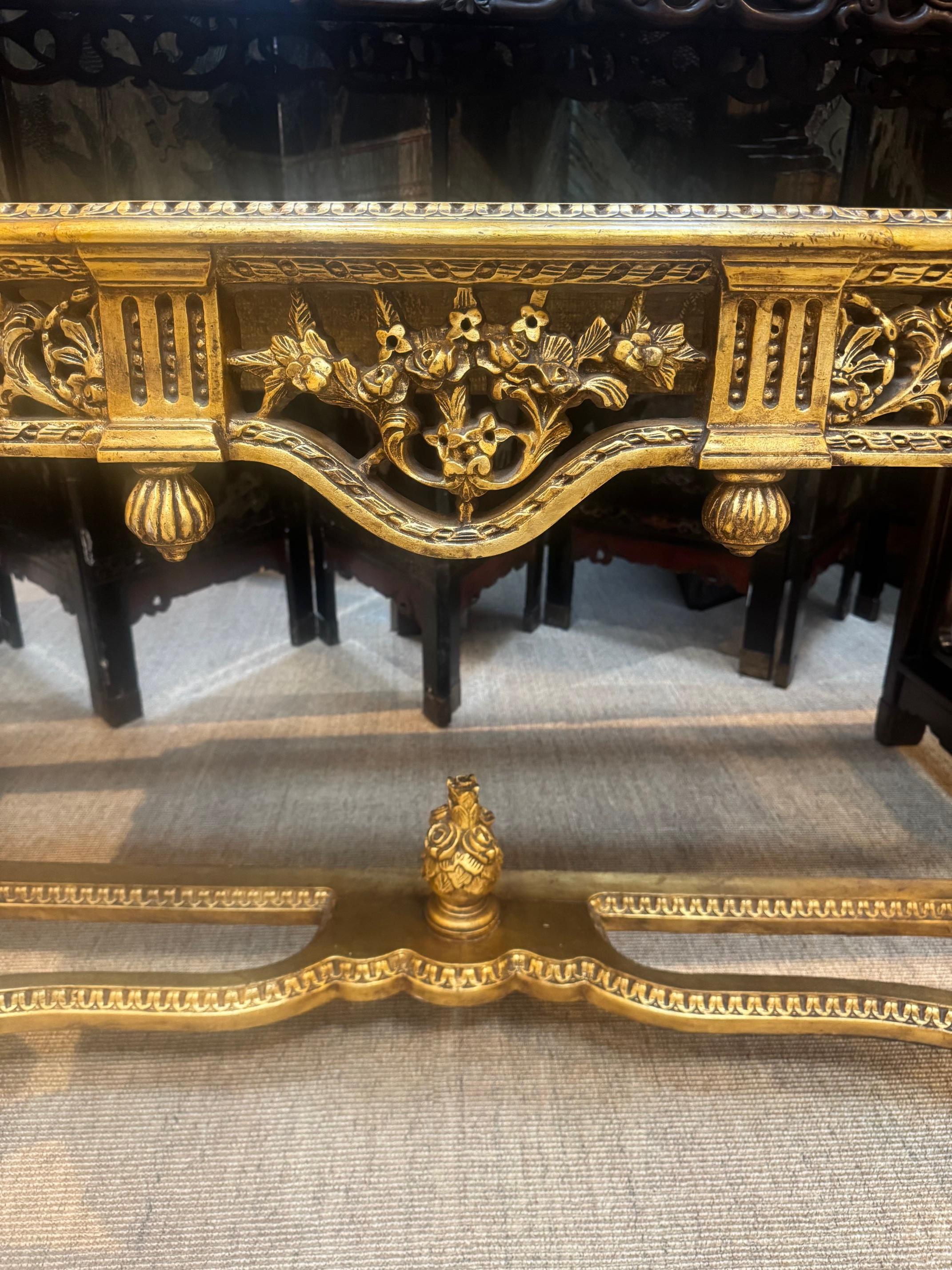 Louis XVI Style Gilt Console Table with Antique Chinese Coromandel Top For Sale 3