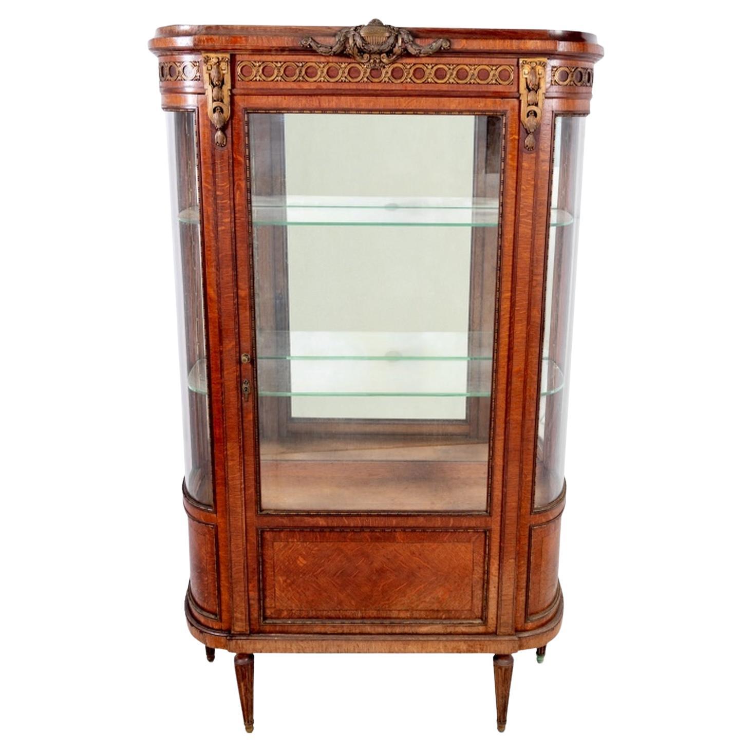 Louis XVI Stil vergoldet Metall montiert Eiche Vitrine