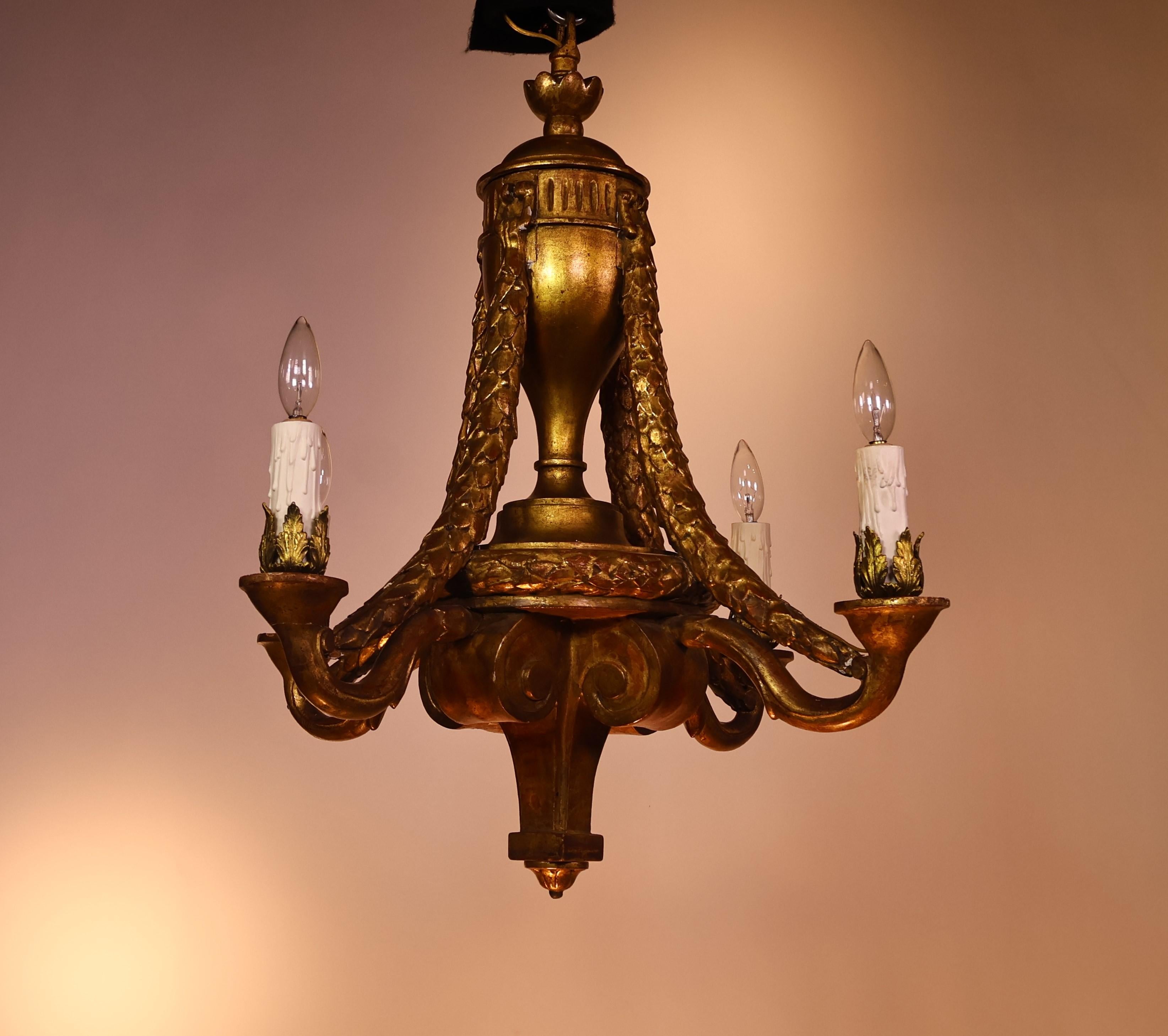 Late 19th Century Louis XVI style Gilt Wood Chandelier For Sale