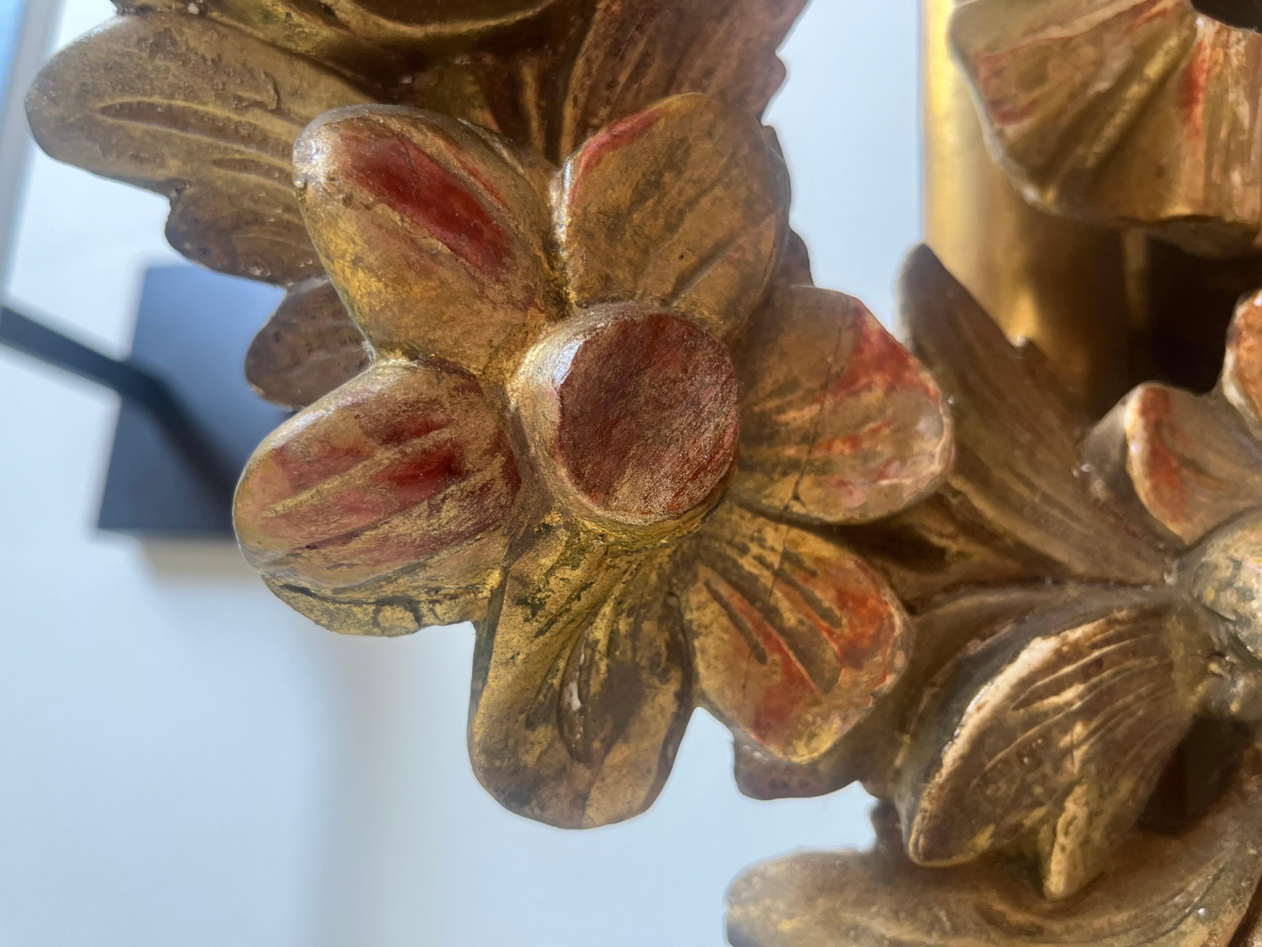 Architektonisches Element aus Giltwood im Louis XVI-Stil, montiert als Kranz oder Baldachin im Angebot 4