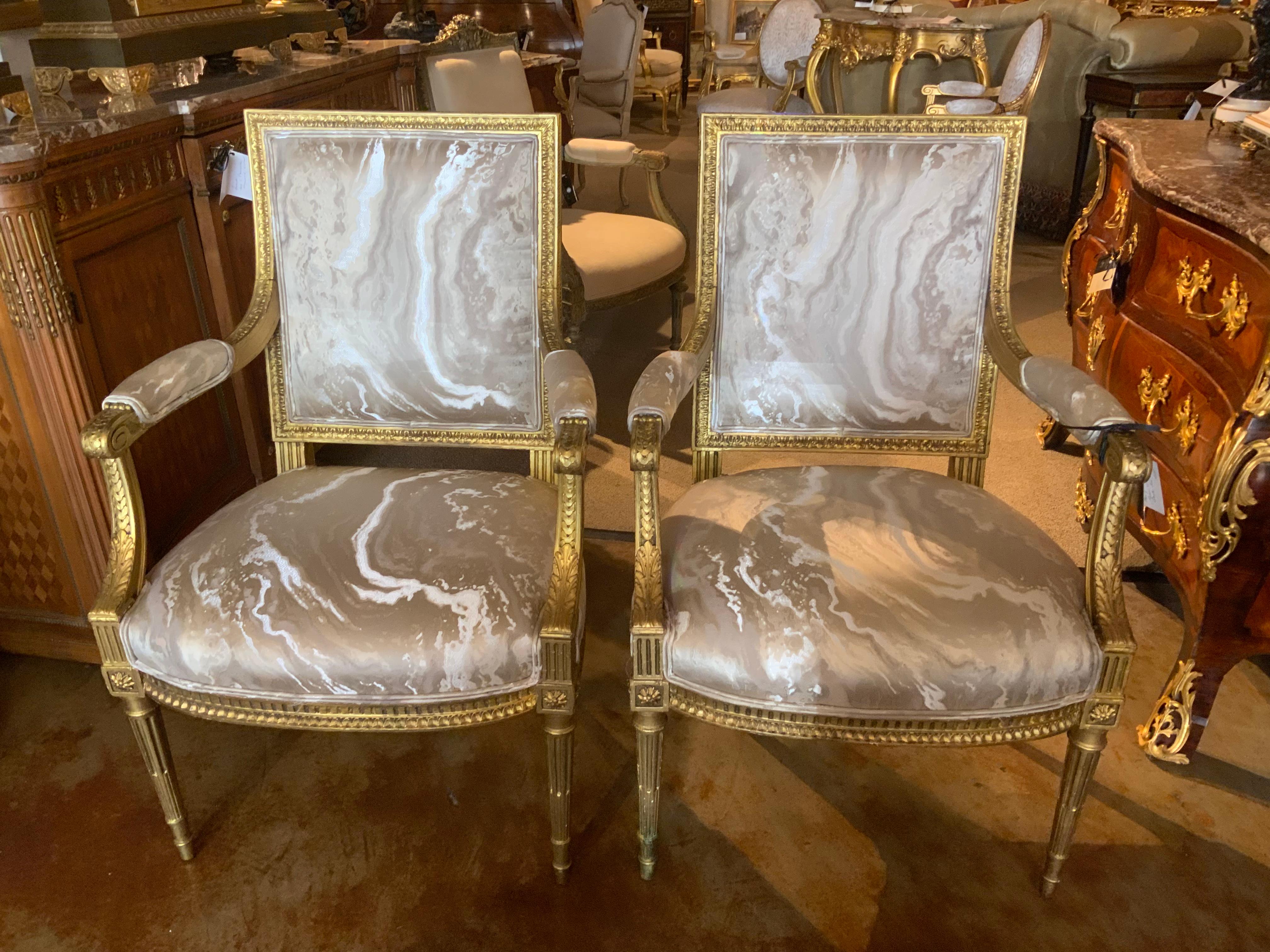 French Louis XVI-Style giltwood arm chairs/fauteuils 19 thc. With square backs For Sale