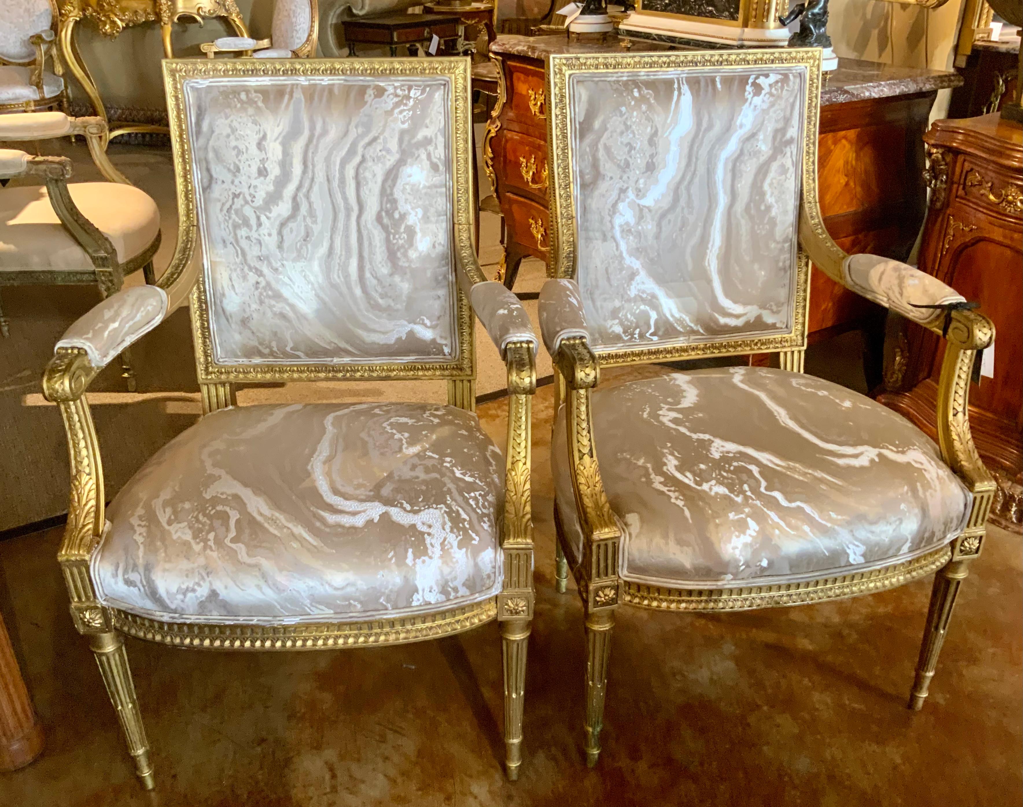 Louis XVI-Style giltwood arm chairs/fauteuils 19 thc. With square backs For Sale 1