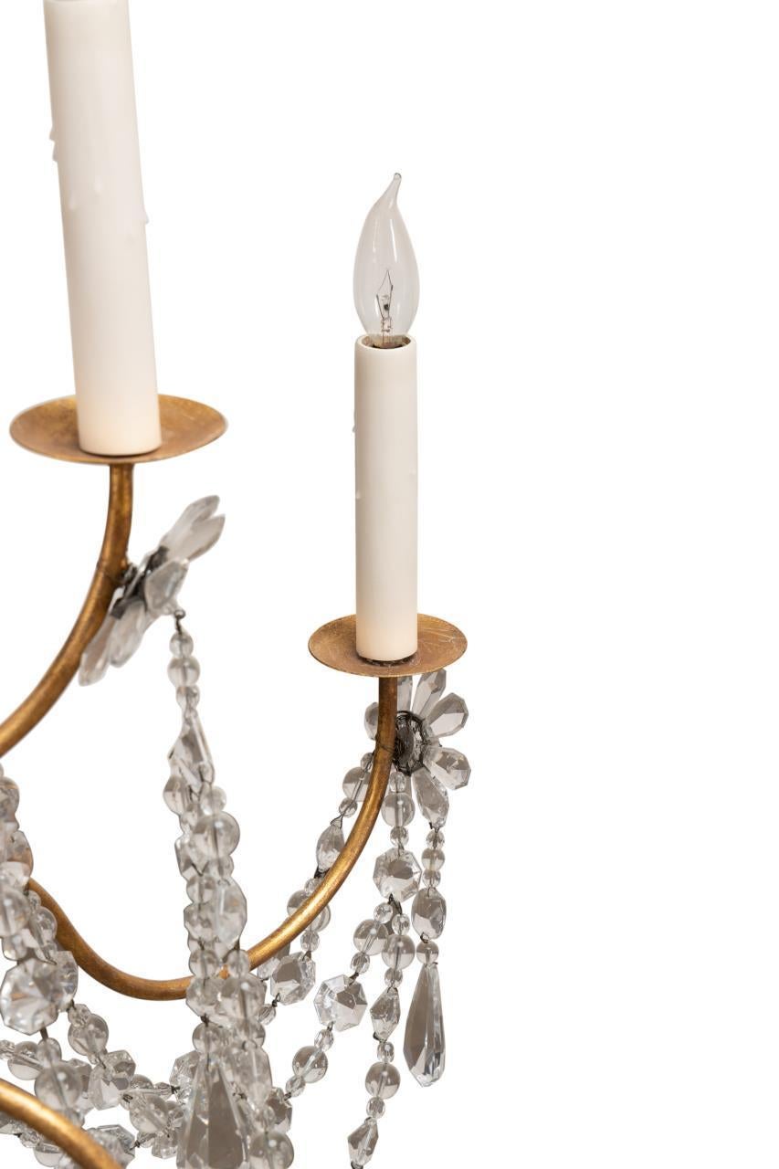 Louis XIV Lustre en bois doré et cristal de style Louis XVI en vente