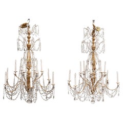 Lustre en bois doré et cristal de style Louis XVI