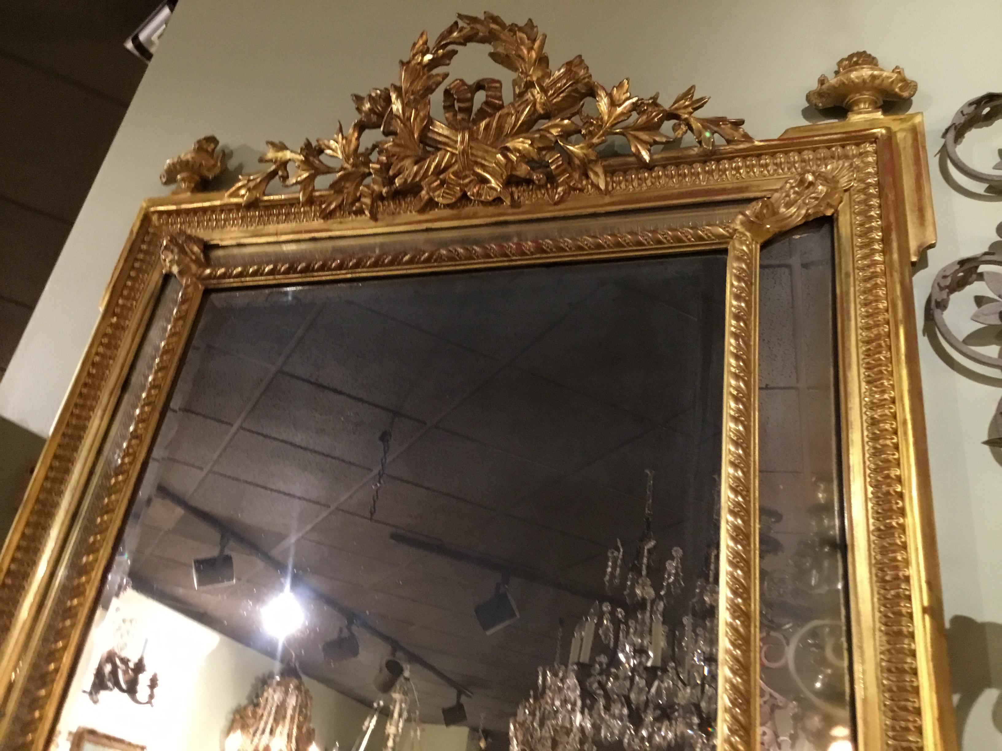 Louis XVI-Style Giltwood Cushion Mirror, 19th Century For Sale 5
