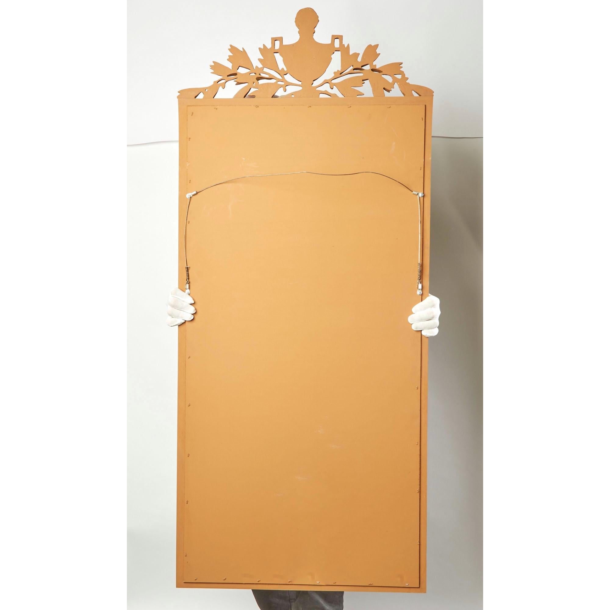 Style Louis XVI  Miroir suspendu de cheminée Giltwood en vente 2