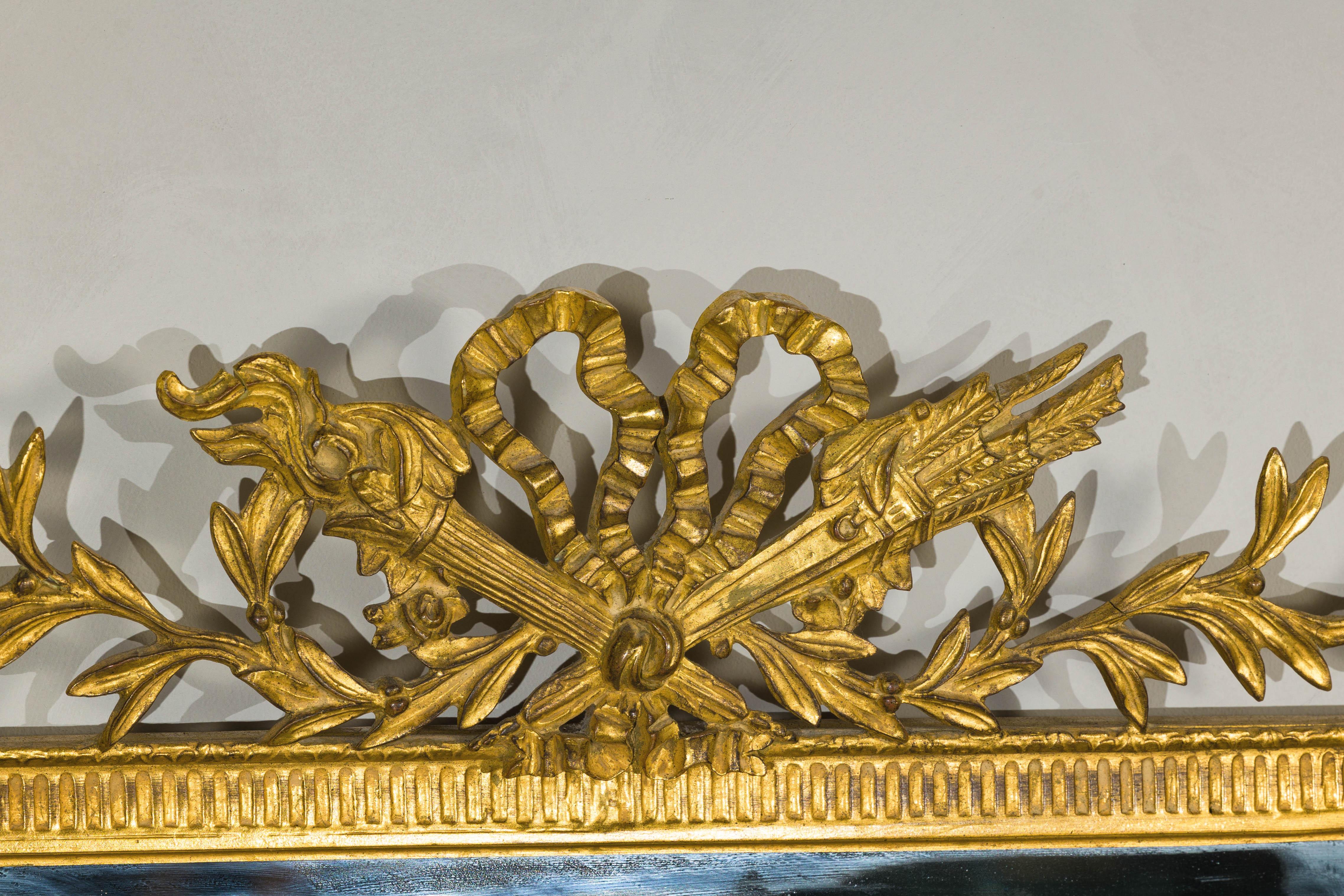 Louis XVI-Style Giltwood Mirror with Allegorical Crest of Triumph and Virtue For Sale 6