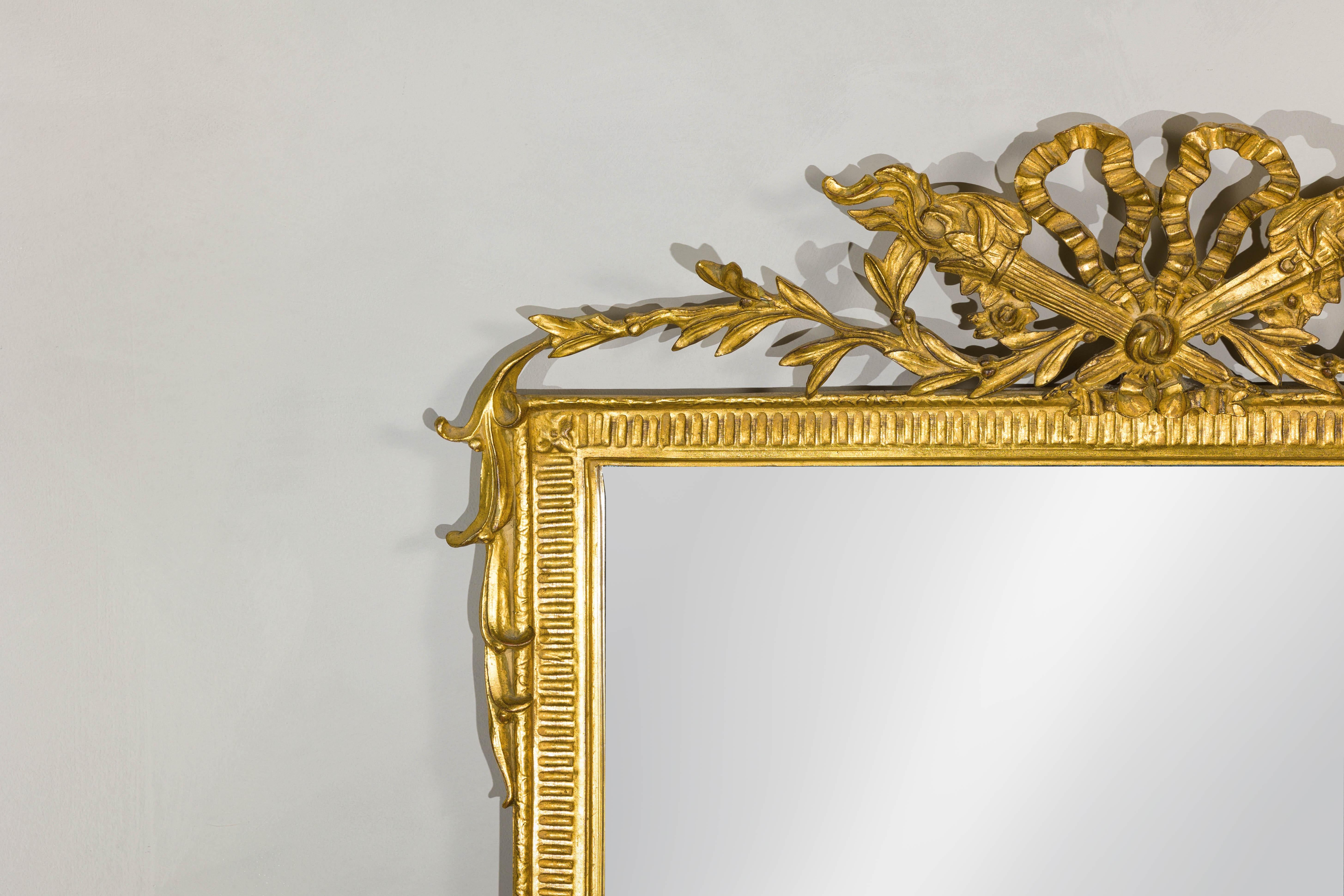 20th Century Louis XVI-Style Giltwood Mirror with Allegorical Crest of Triumph and Virtue For Sale