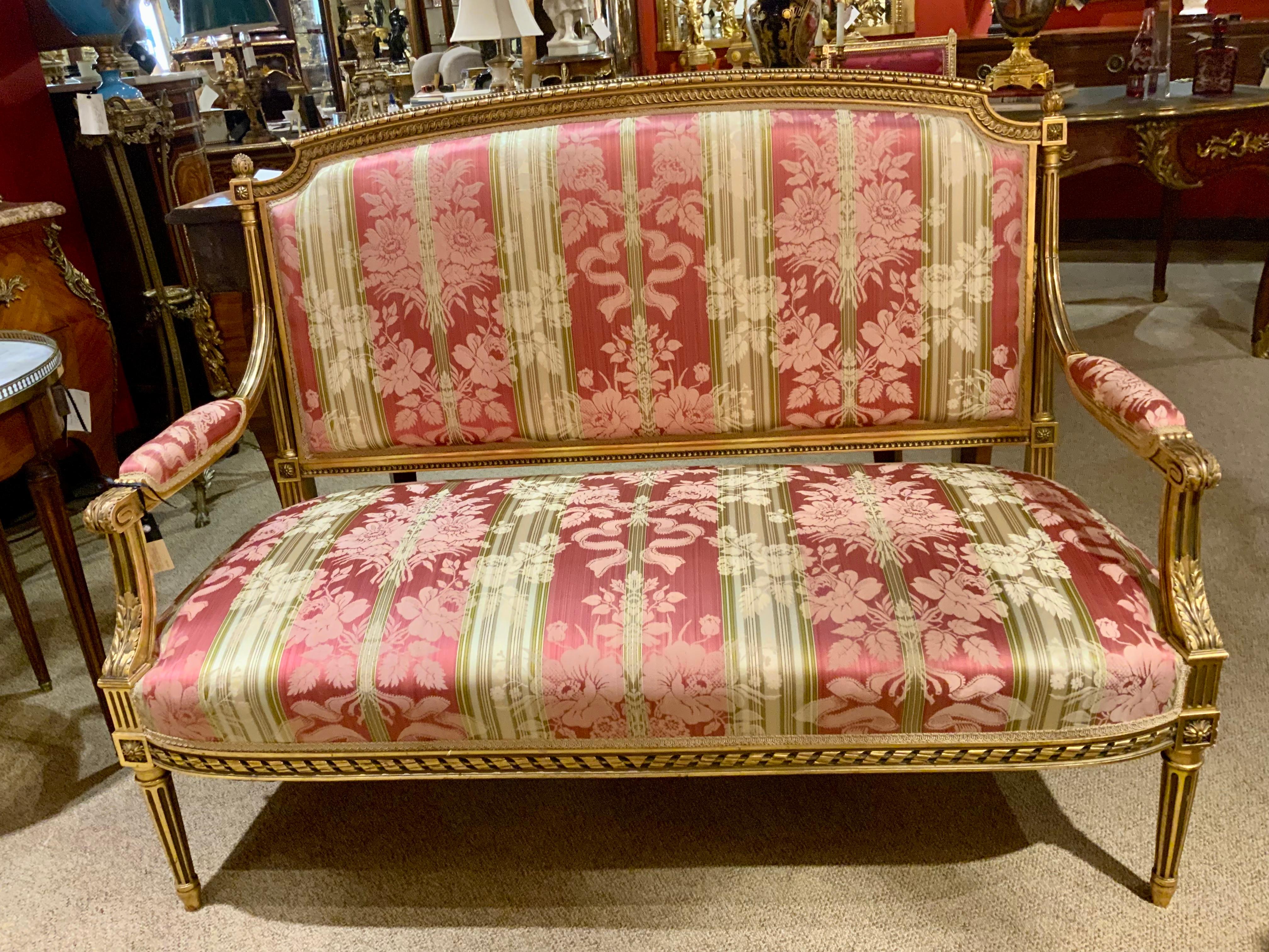 Louis XVI-Style Giltwood Settee, 19th Century with Domed Back For Sale 5