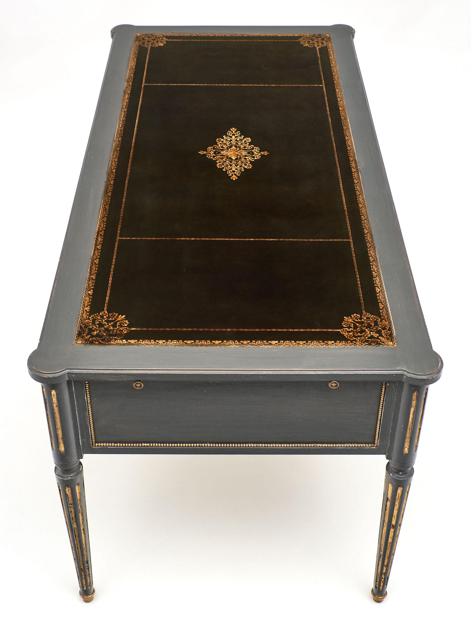 Louis XVI Style Grand Gray Painted Desk 4