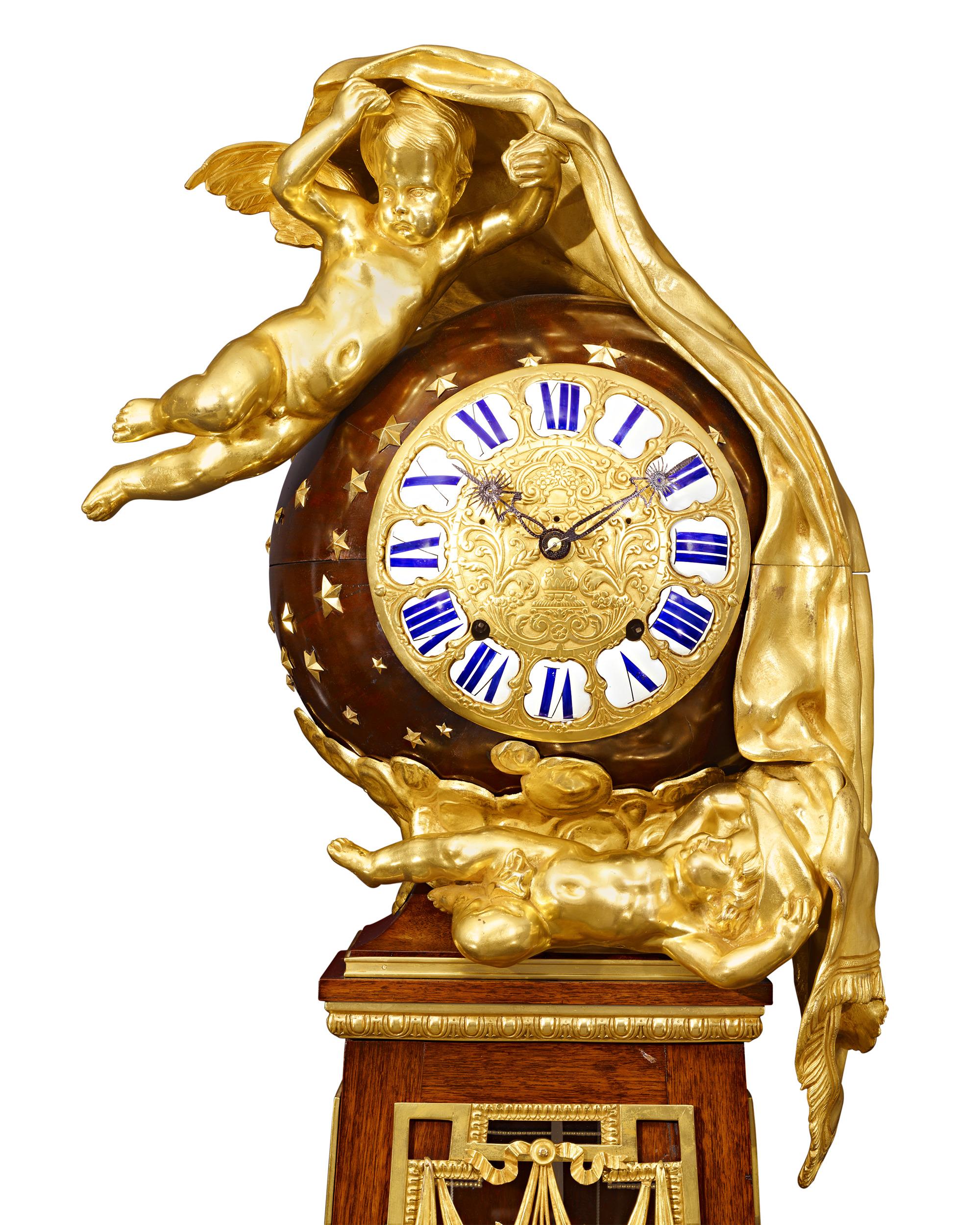 Français Horloge régulateur grand modèle de style Louis XVI en vente
