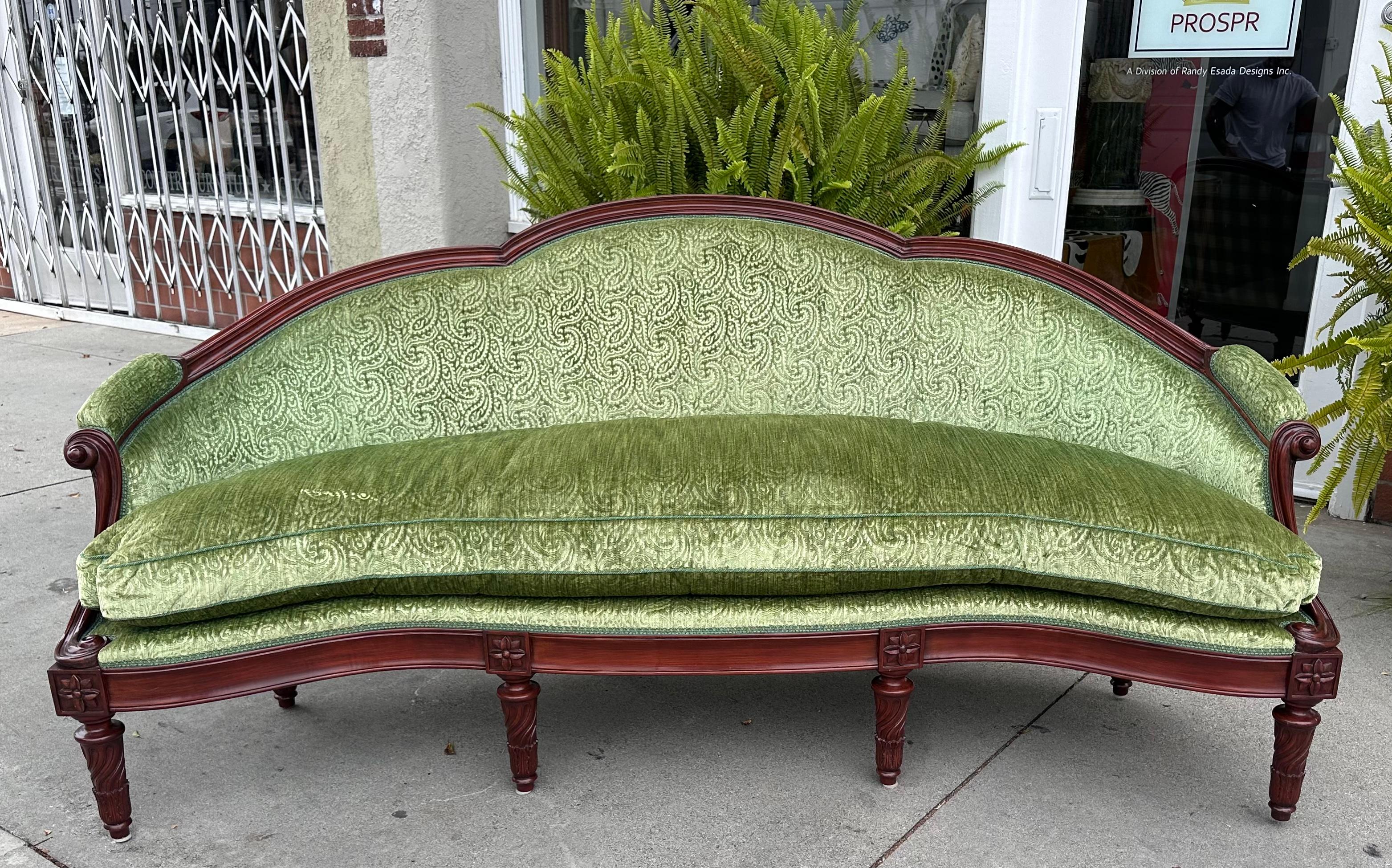 Sofá Settee Canapé de Terciopelo Verde Recortado Estilo Luis XVI en venta 4