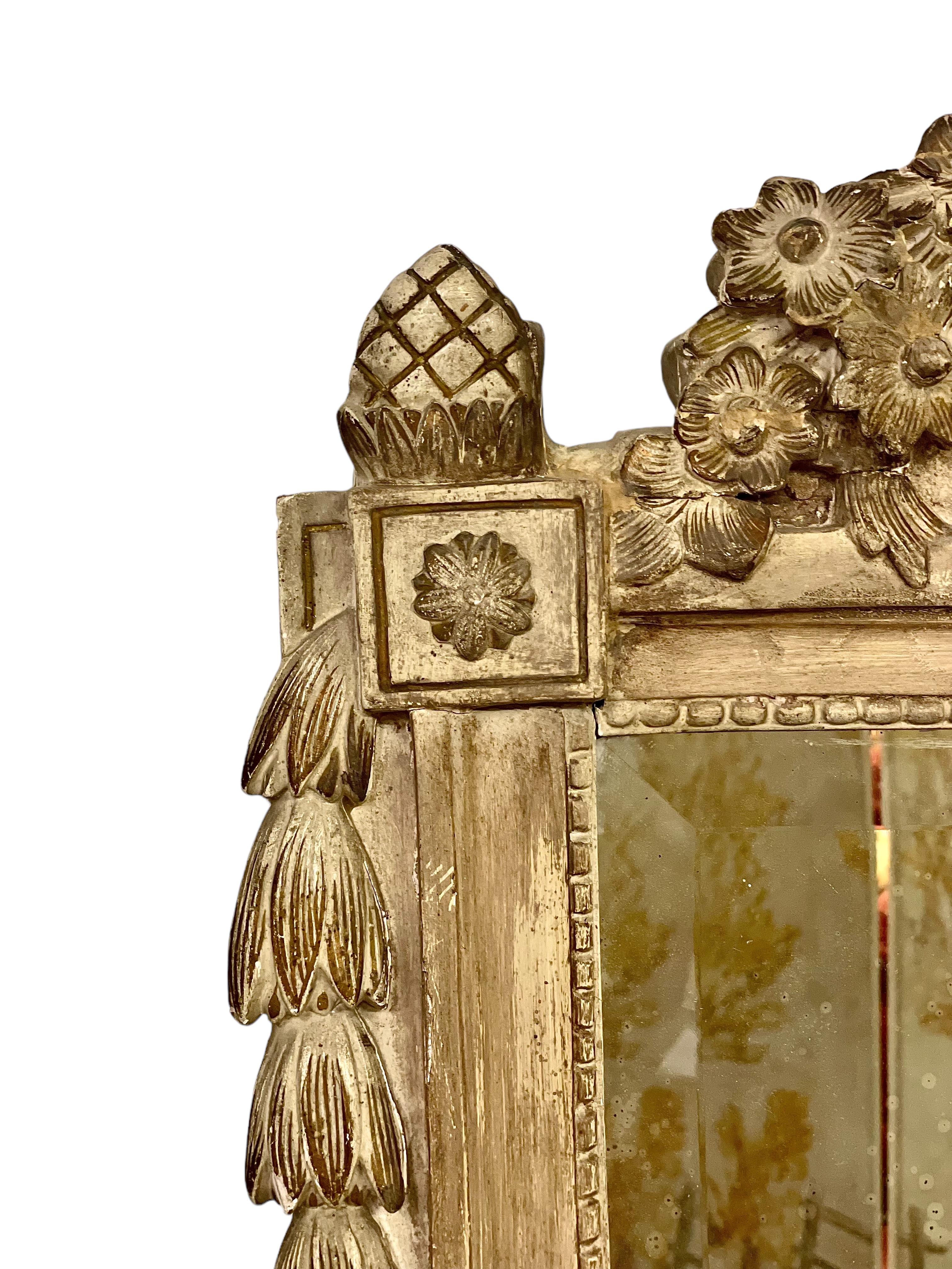 Français Miroir Louis XVI du 19ème siècle laqué gris en vente