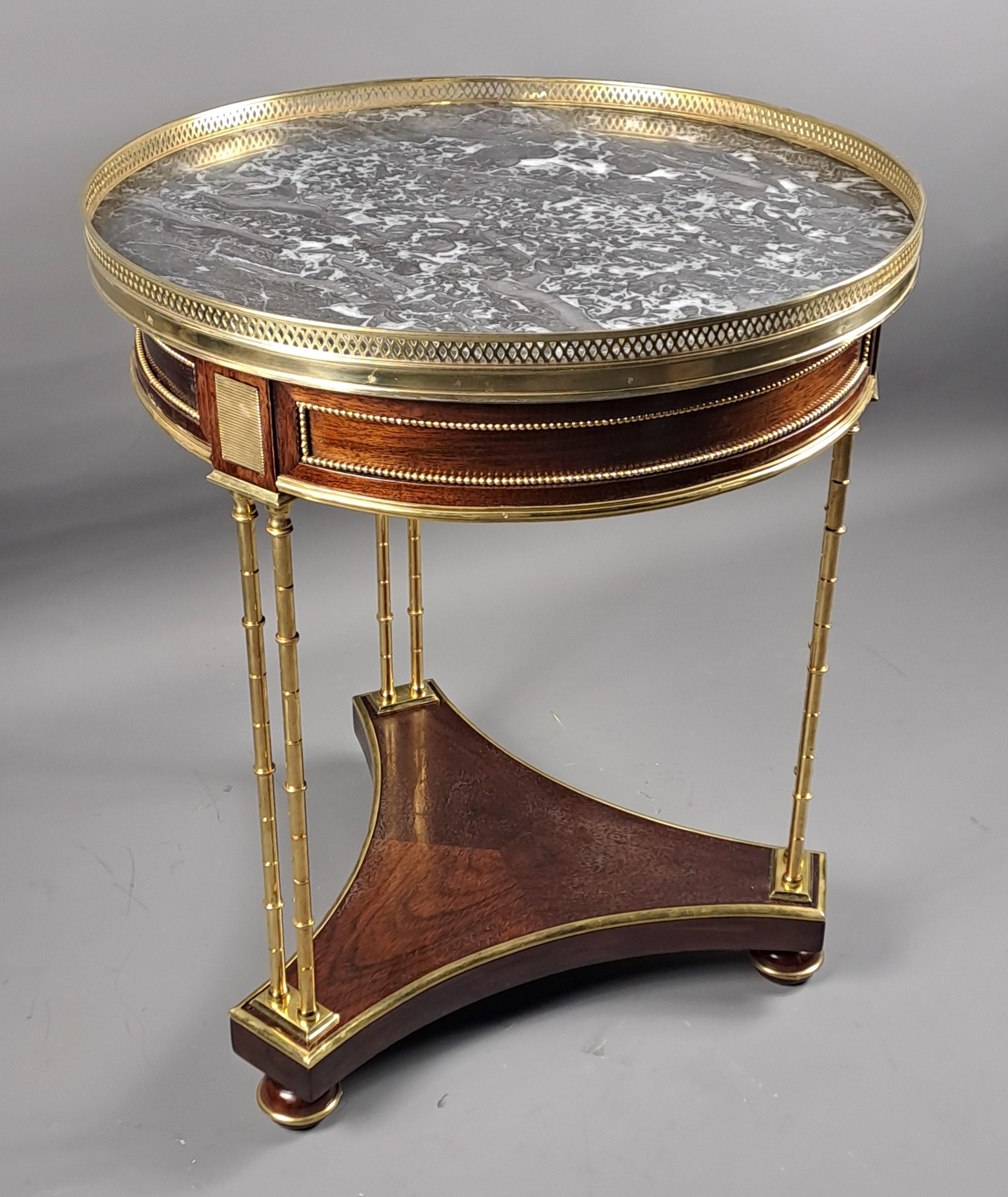 Louis XVI Style Gueridon Table In The Weisweiler Style Francés en venta