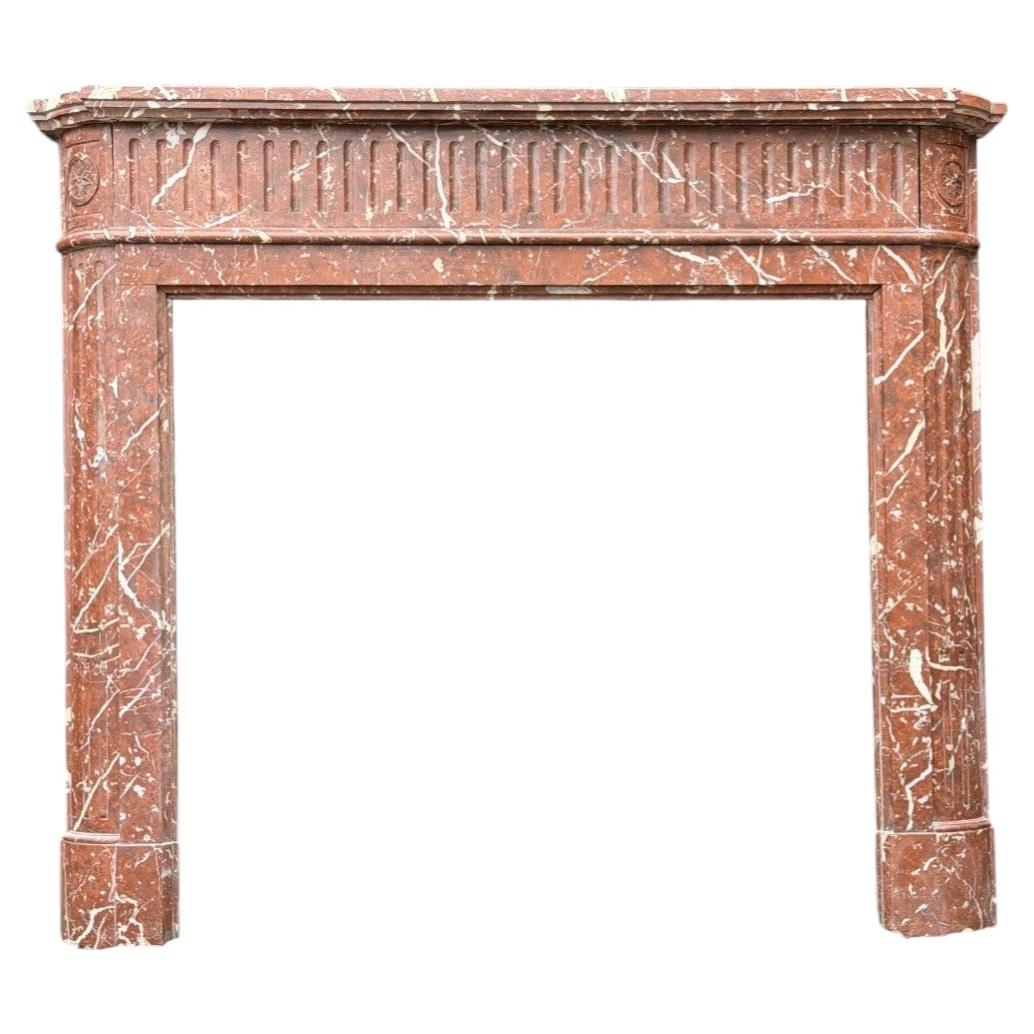 Louis XVI-style half-moon fireplace in Rance or Rouge Royal marble, circa 1880
