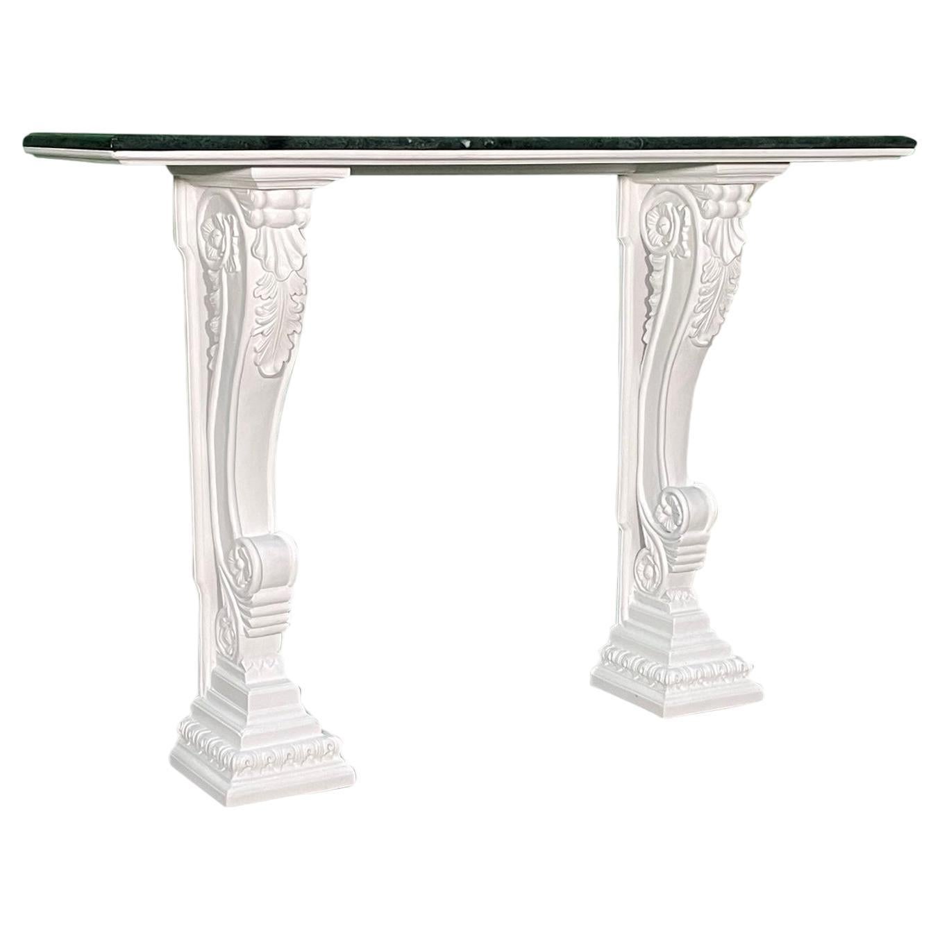 Table console de style Louis XVI à plateau en marbre sculpté à la main en vente