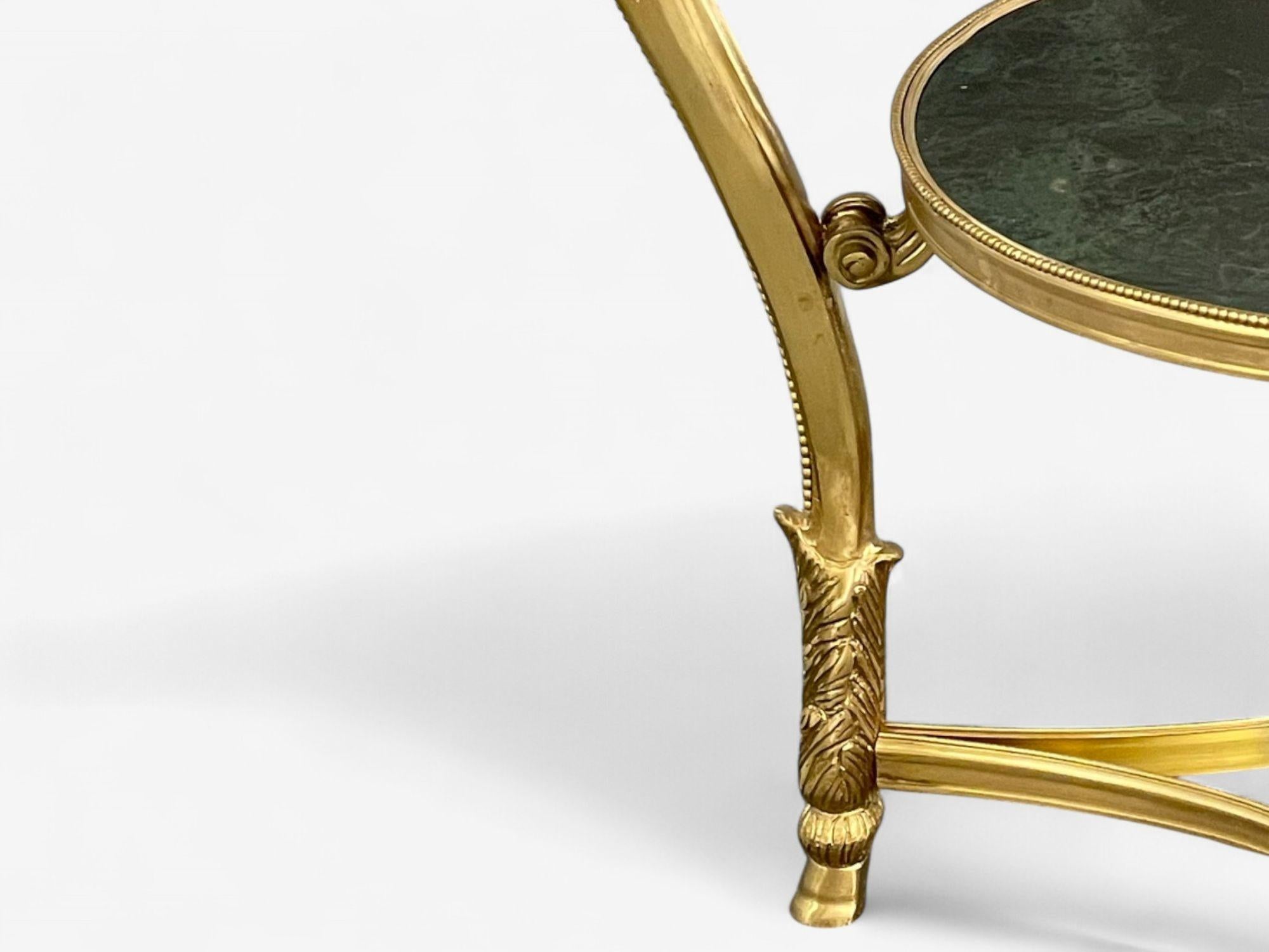 Bronze Style Louis XVI Hollywood Regency, bronze, marbre vert, Gueridons, 20e siècle en vente